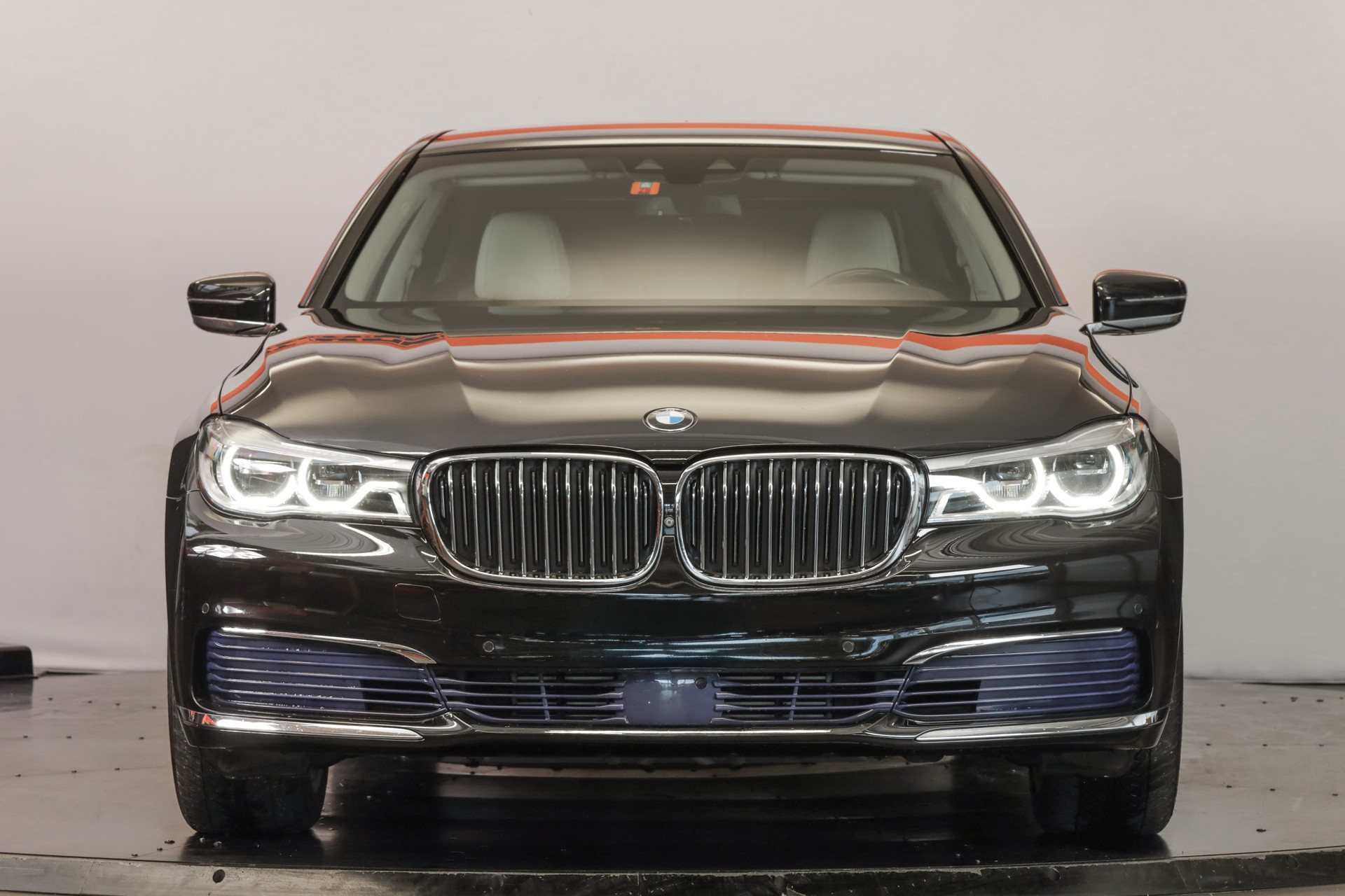 BMW 730d xDrive Steptronic-image-1