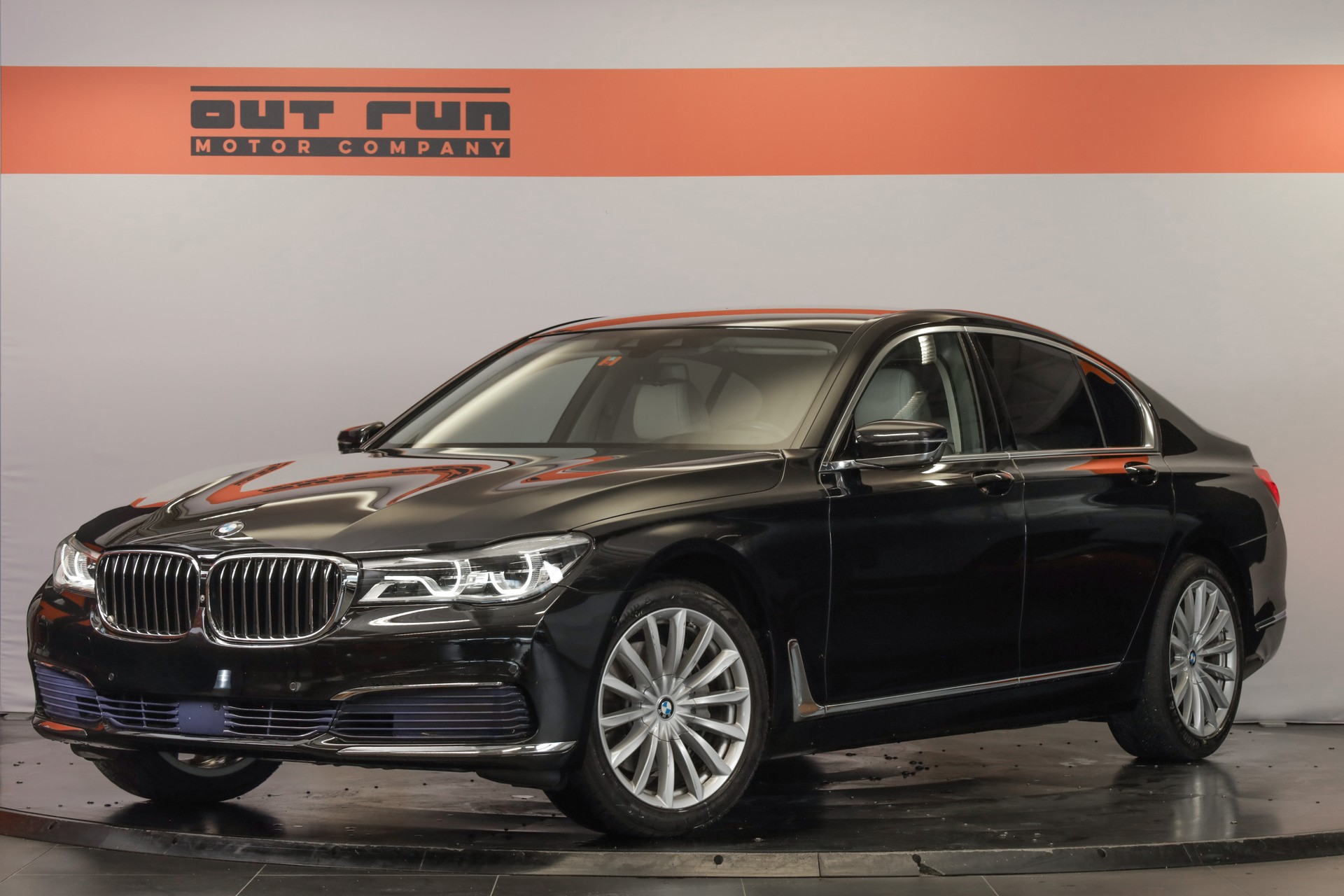 BMW 730d xDrive Steptronic-image-0
