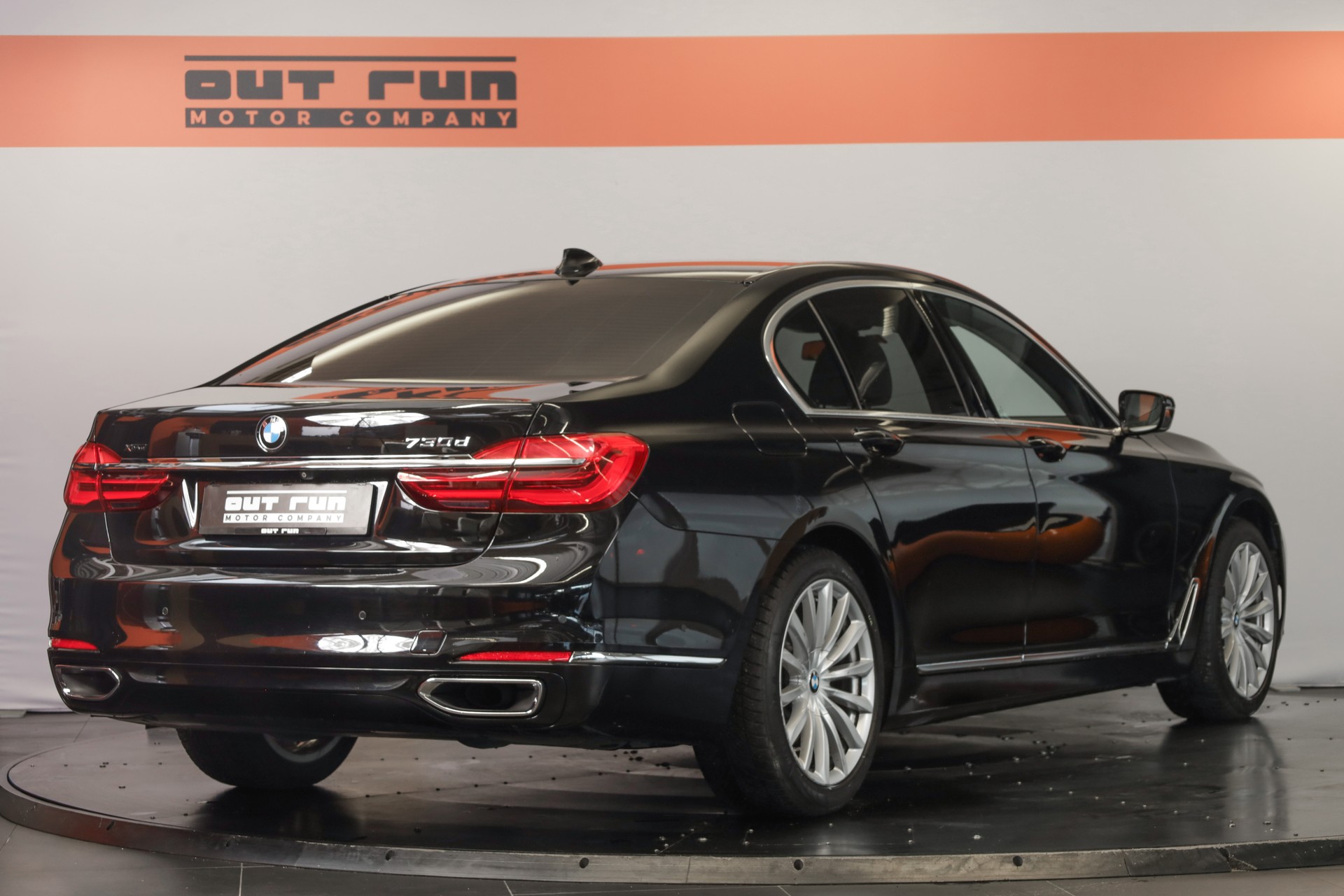 BMW 730d xDrive Steptronic-image-3