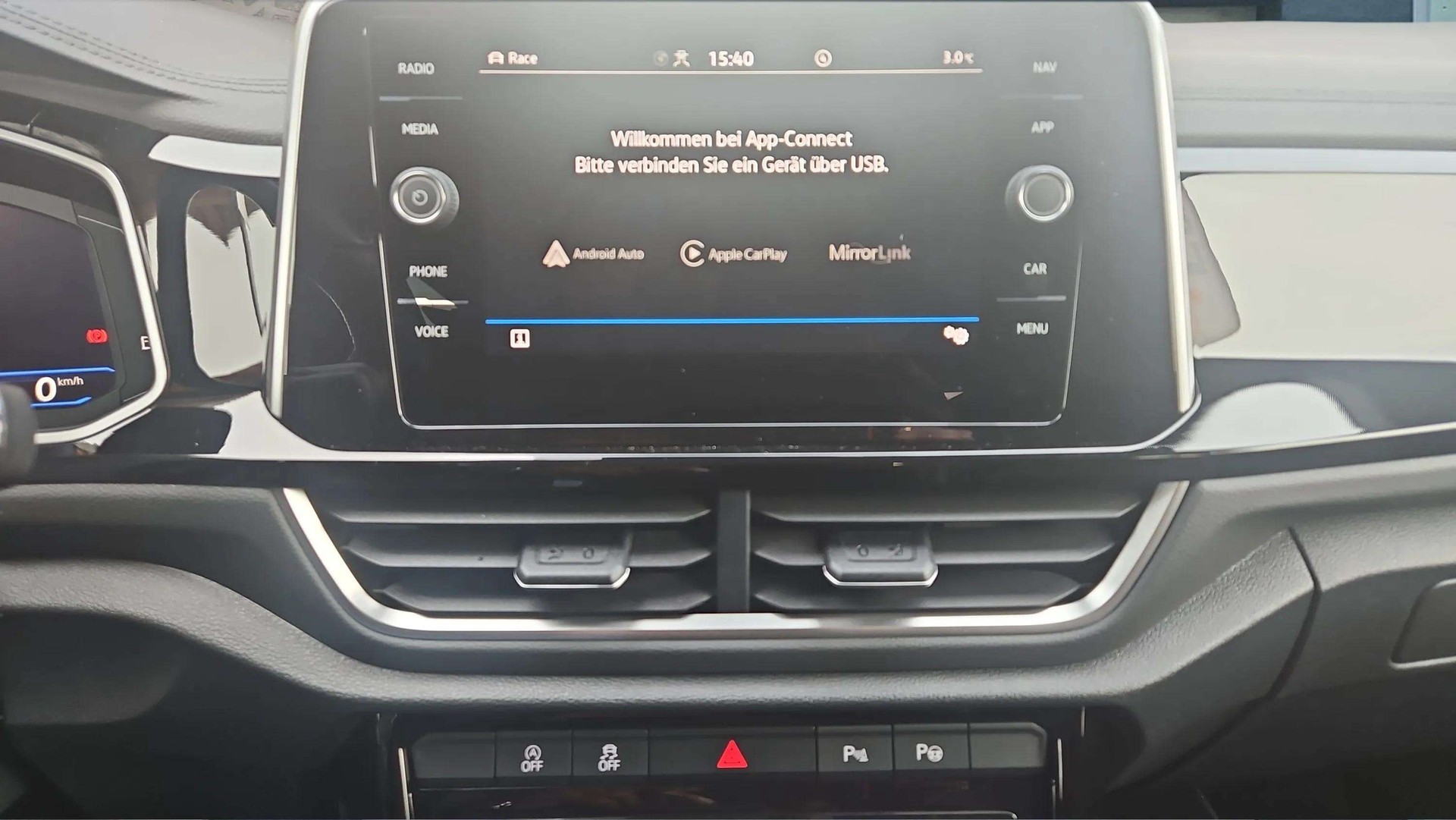 VW T-Roc 2.0 TSI R DSG 4Motion (Facelift) mit El. Ledersitze & AHK-image-23
