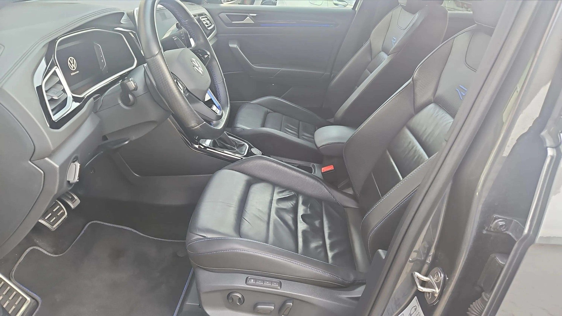 VW T-Roc 2.0 TSI R DSG 4Motion (Facelift) mit El. Ledersitze & AHK-image-10