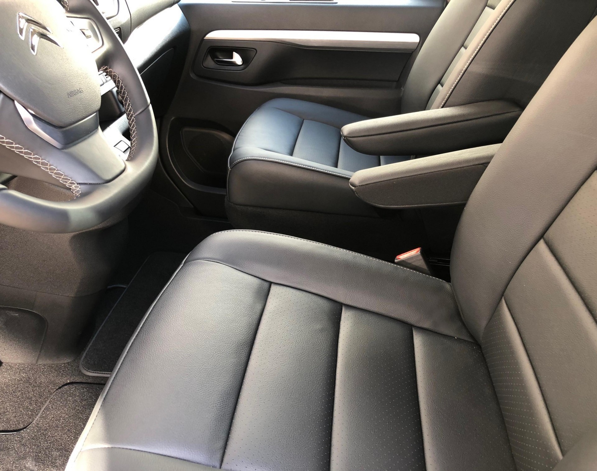 CITROEN SpacetourerCa 2.0Lo.MEAT8-image-3
