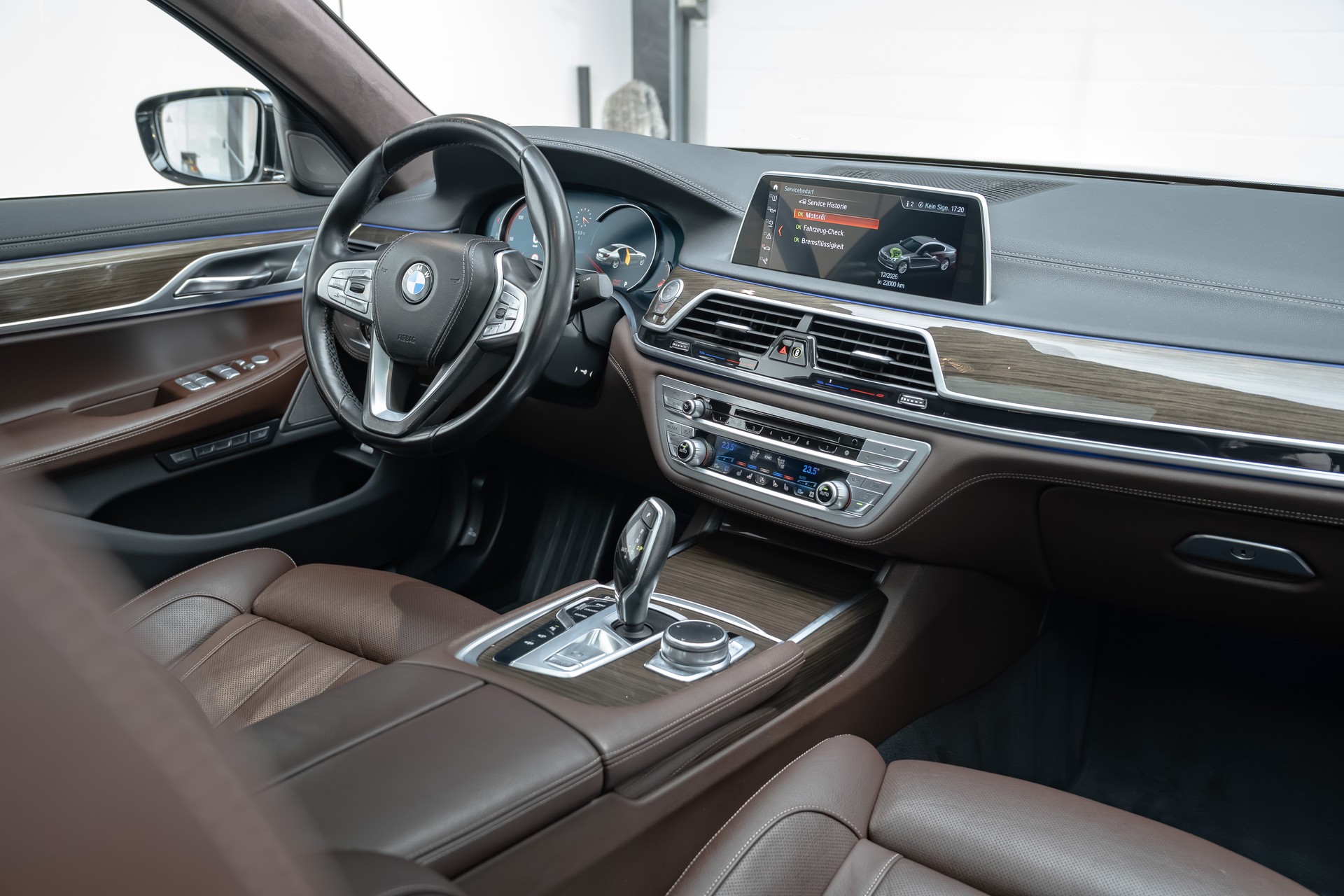 BMW 730Ld xDrive Steptronic-image-7