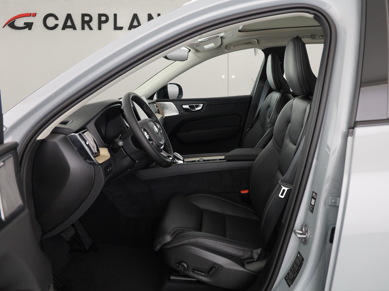 VOLVO XC60 2.0 T8 TE Ultra Dark eAWD-image-5