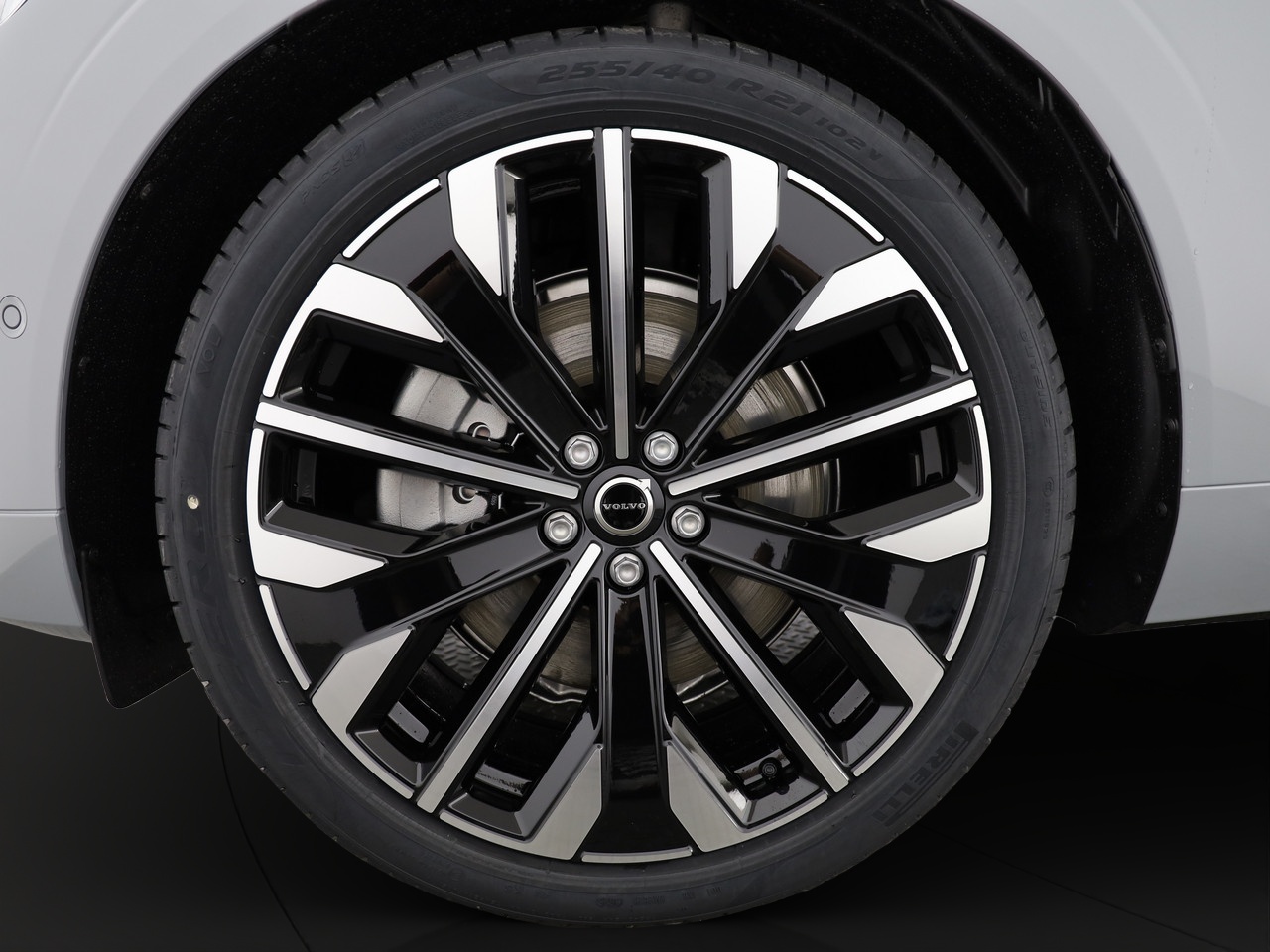 VOLVO XC60 2.0 T8 TE Ultra Dark eAWD-image-3