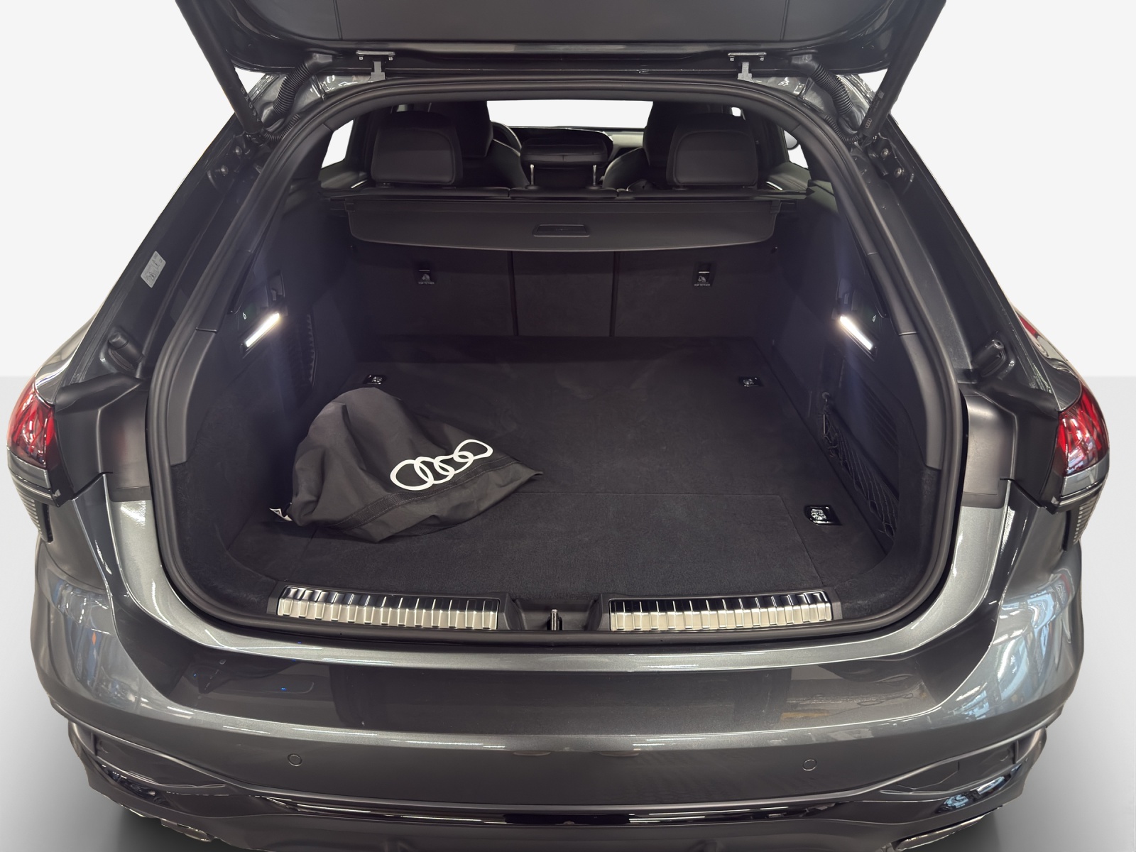 AUDI A6 Avant e-hybrid quattro 220 kW S tronic-image-12