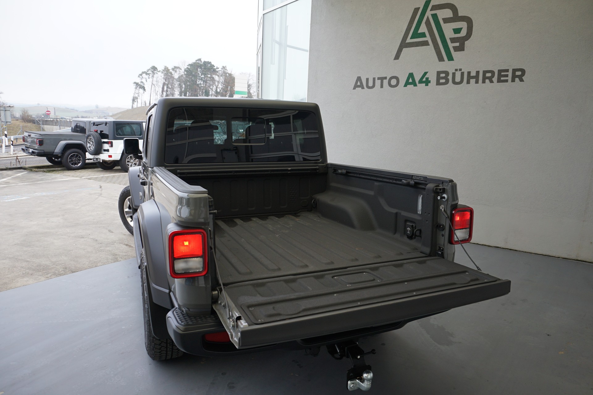 JEEP Gladiator 3.6 iV6 Sport 4WD 284PS 100% Benzin-image-8