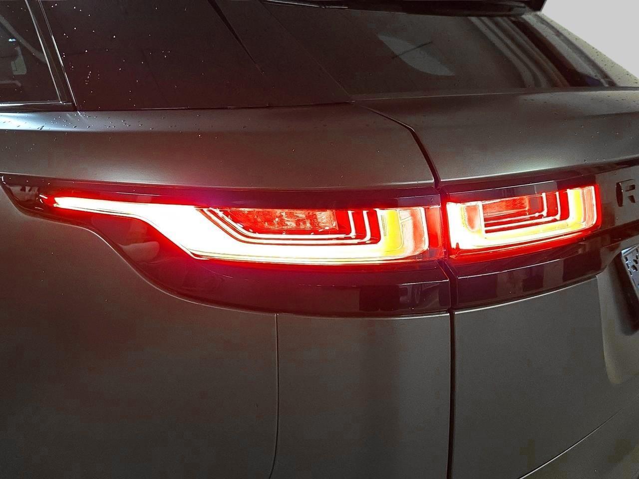 LAND ROVER Range Rover Velar 2.0 T R-Dynamic HSE-image-16