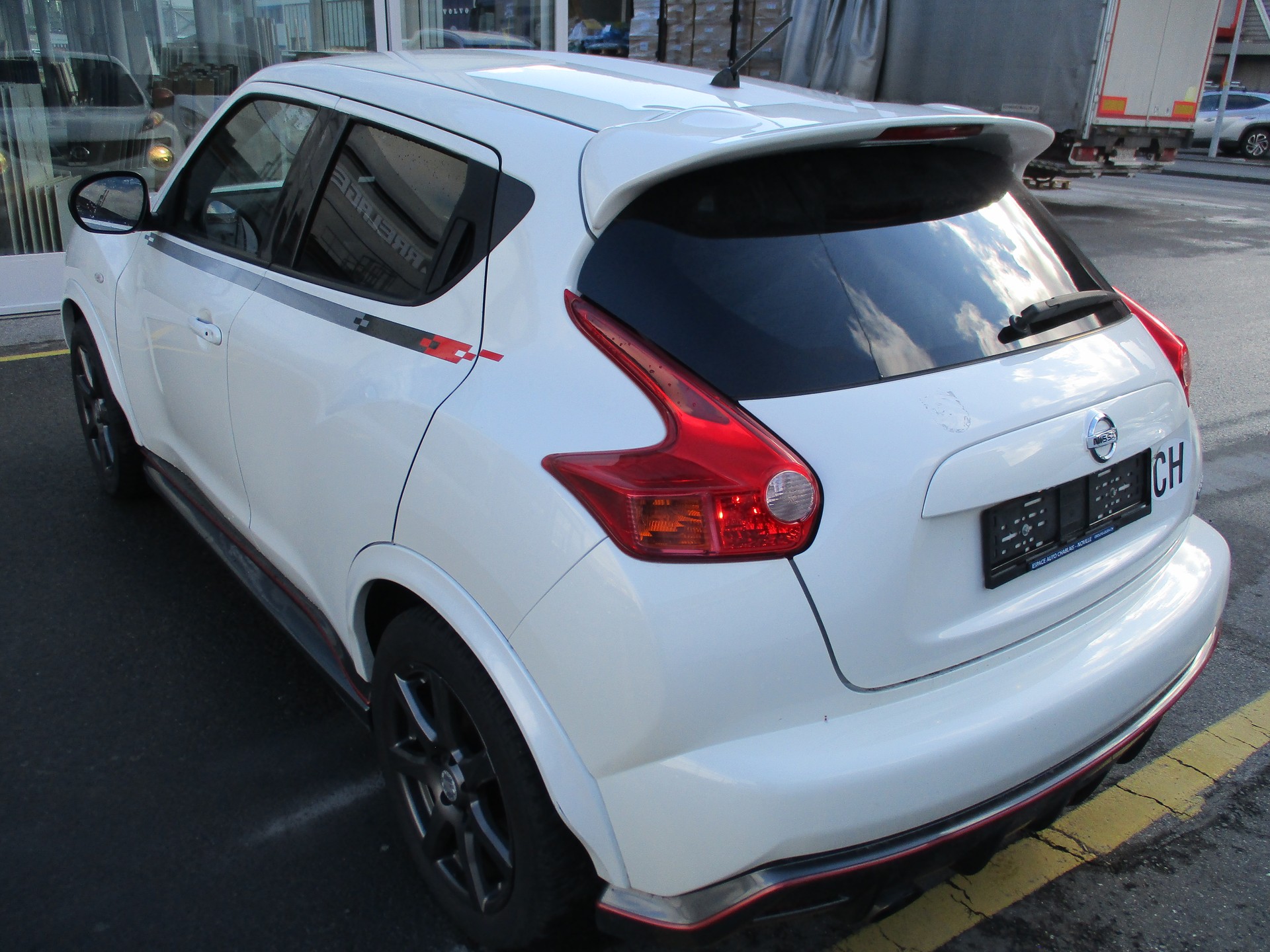 NISSAN Juke 1.6 DIG-T Nismo 4x4 Xtronic M-CVT-image-4