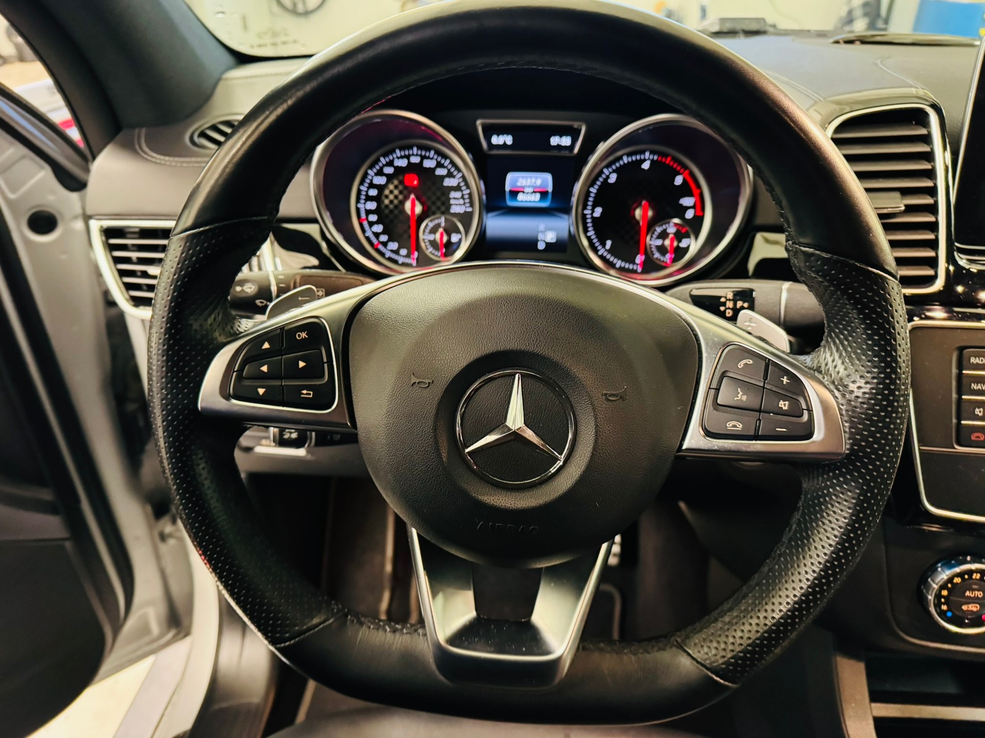 MERCEDES-BENZ GLE Coupé 350 d 4Matic 9G-Tronic-image-14