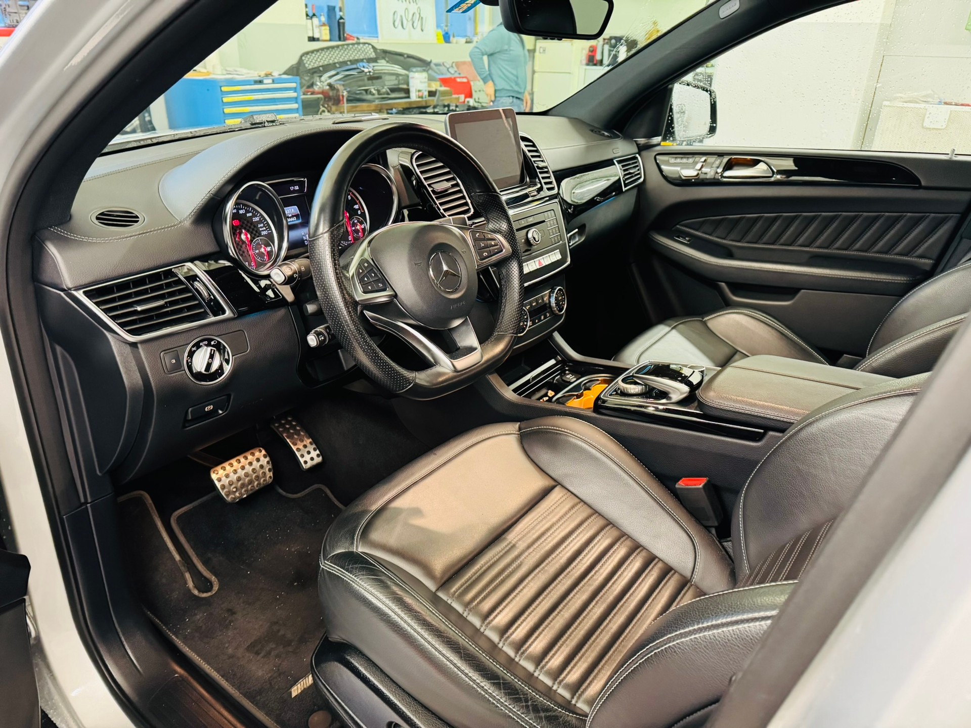 MERCEDES-BENZ GLE Coupé 350 d 4Matic 9G-Tronic-image-9