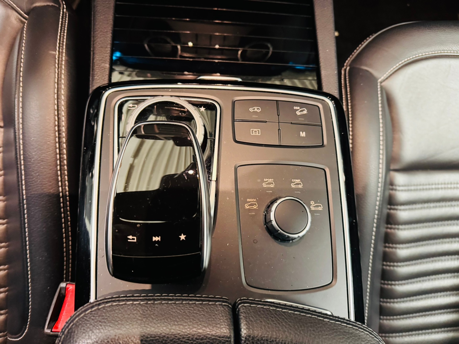 MERCEDES-BENZ GLE Coupé 350 d 4Matic 9G-Tronic-image-17