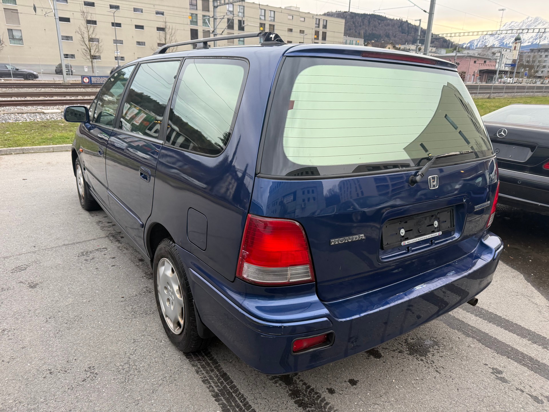 HONDA Shuttle 2.3i LS Swiss-image-3