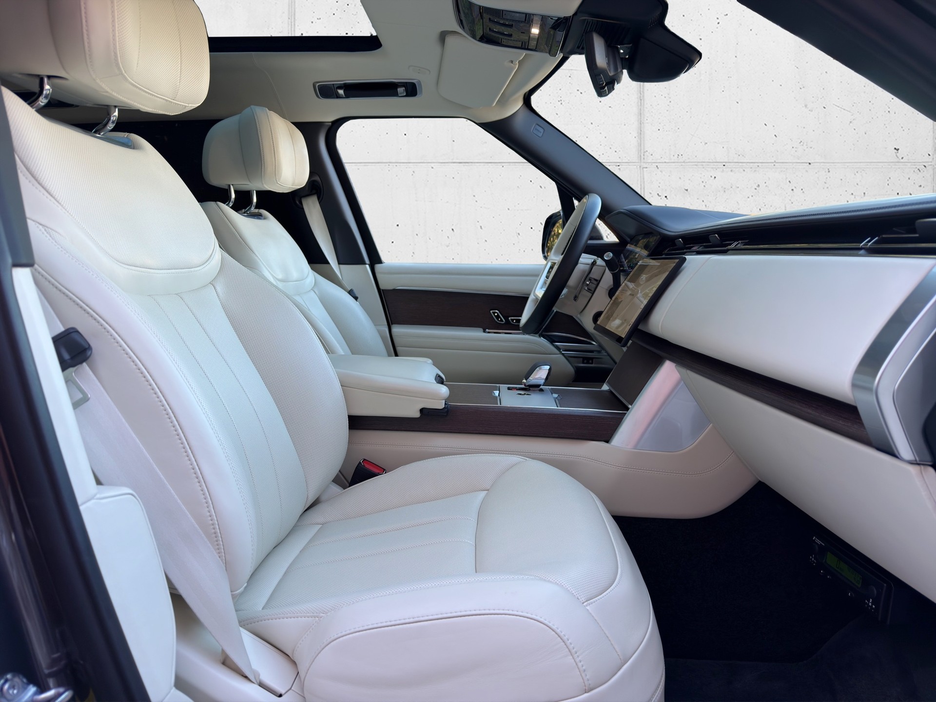 LAND ROVER Range Rover LWB P460e Si6 PHEV Autobiography Automatic-image-22