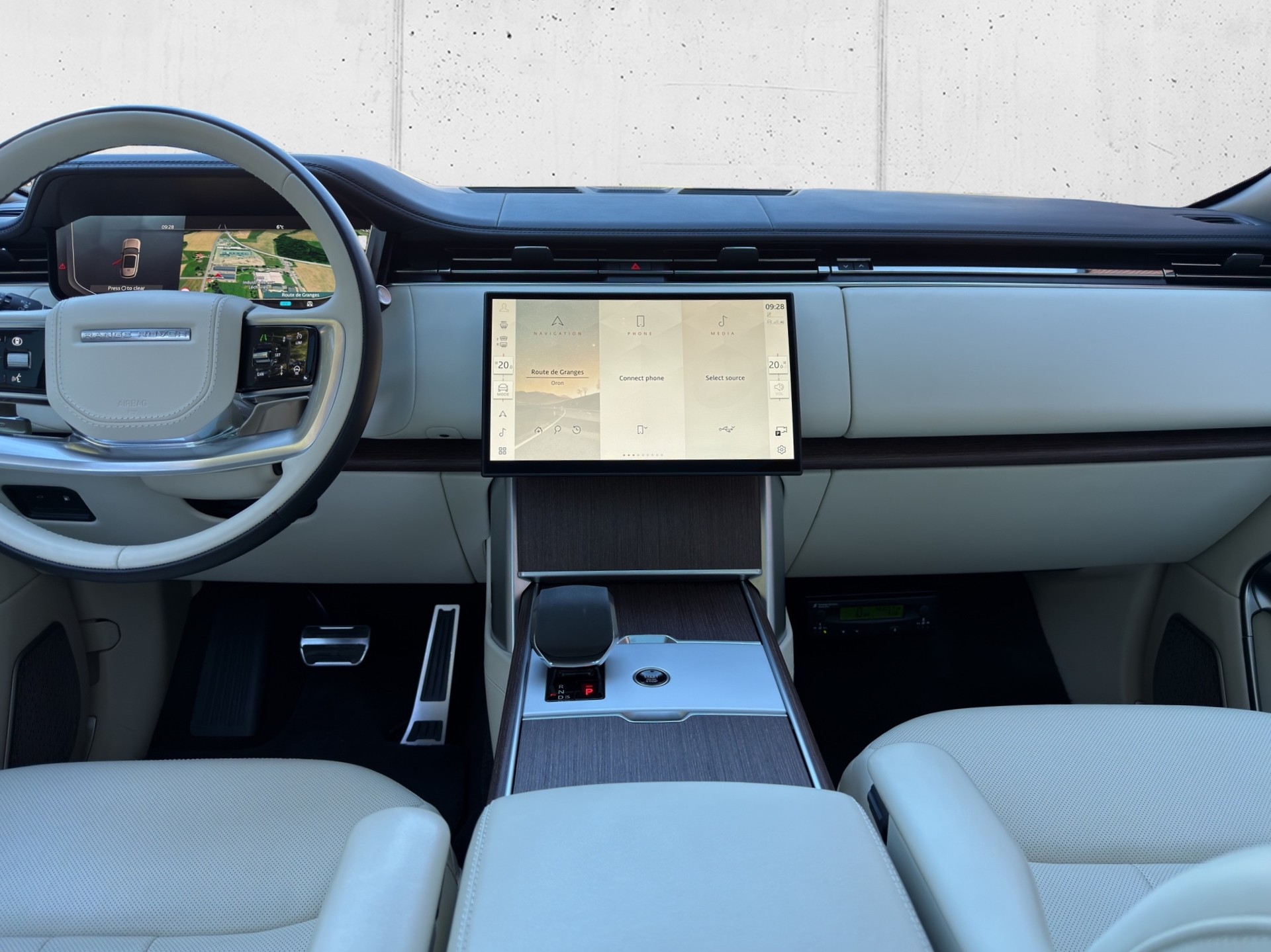 LAND ROVER Range Rover LWB P460e Si6 PHEV Autobiography Automatic-image-19