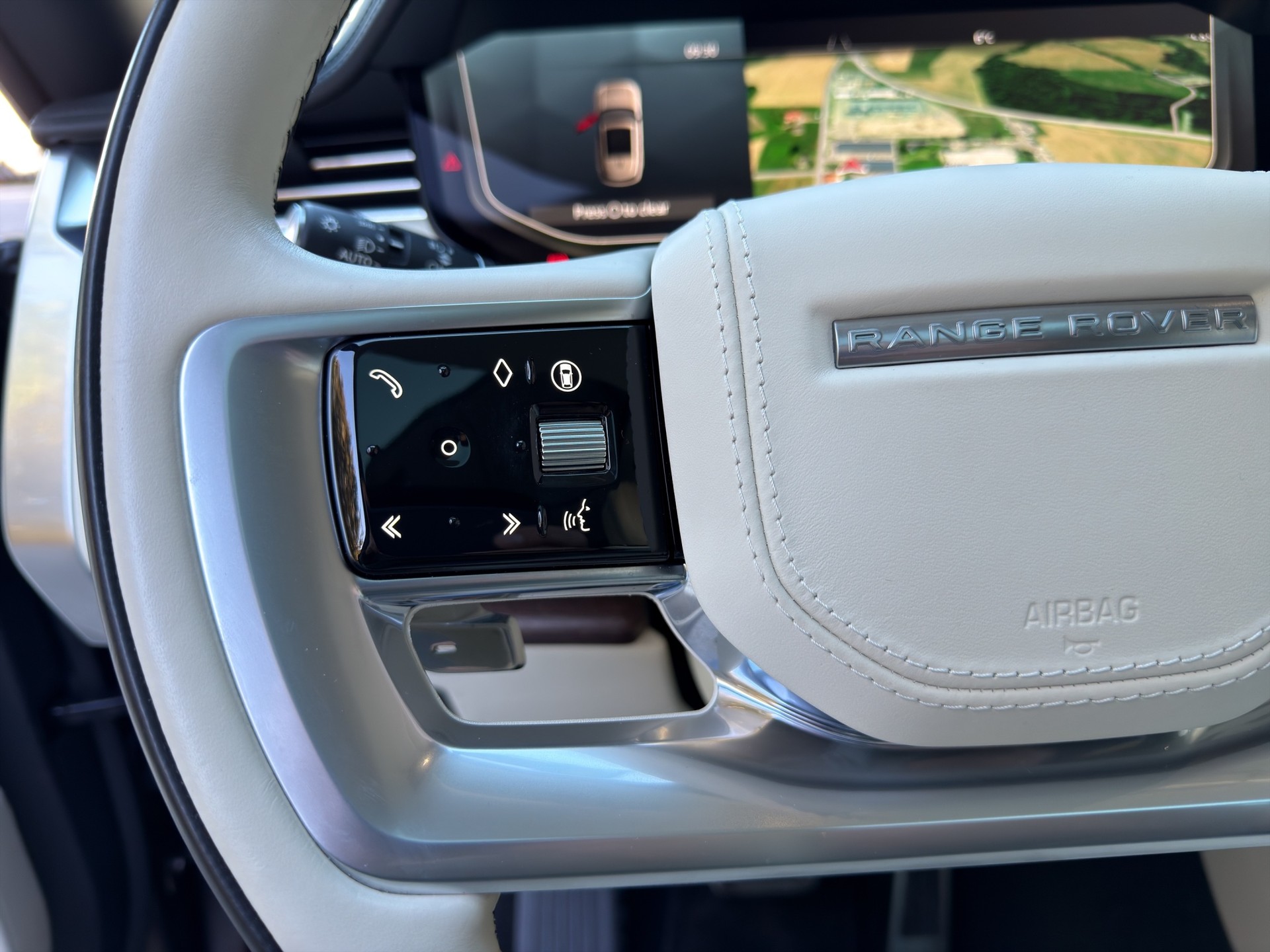 LAND ROVER Range Rover LWB P460e Si6 PHEV Autobiography Automatic-image-16
