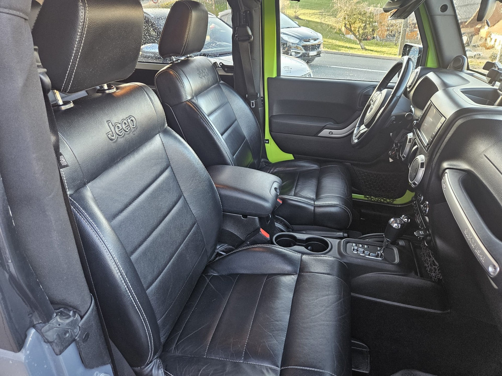 JEEP Wrangler 3.6 Sahara Automatic hardtop-image-9