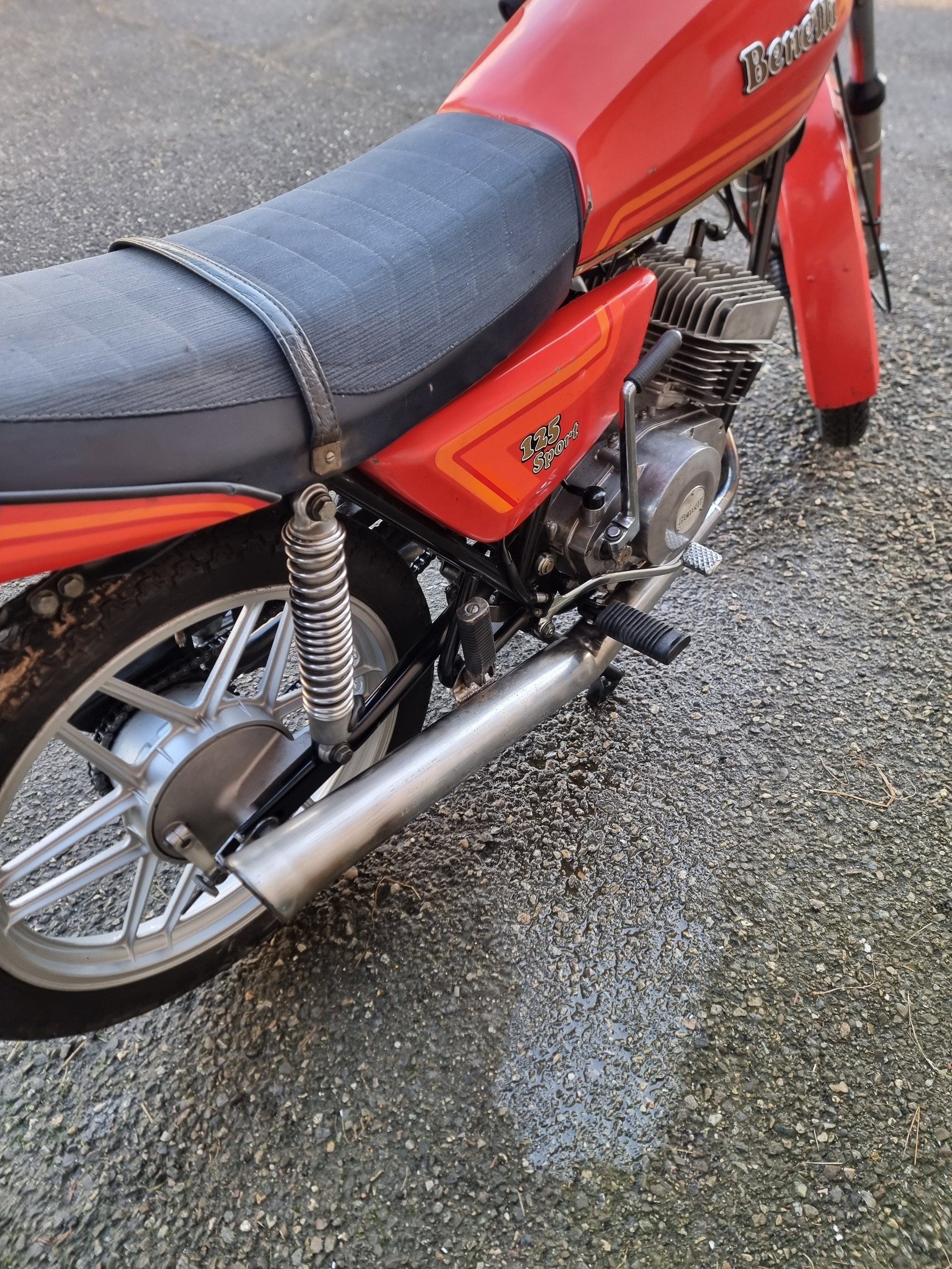 BENELLI MH 125 sport-image-5