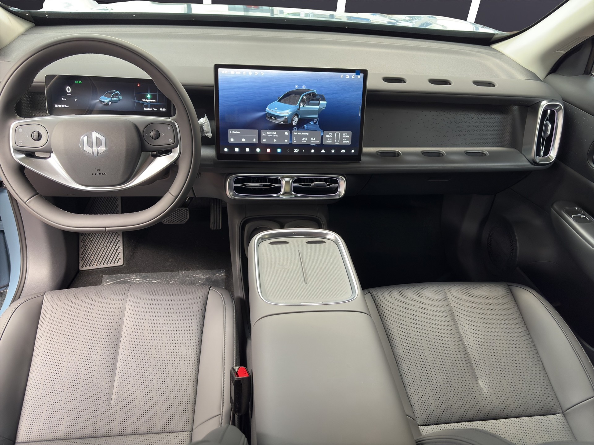 LEAPMOTOR B10 67kWh Design-image-6