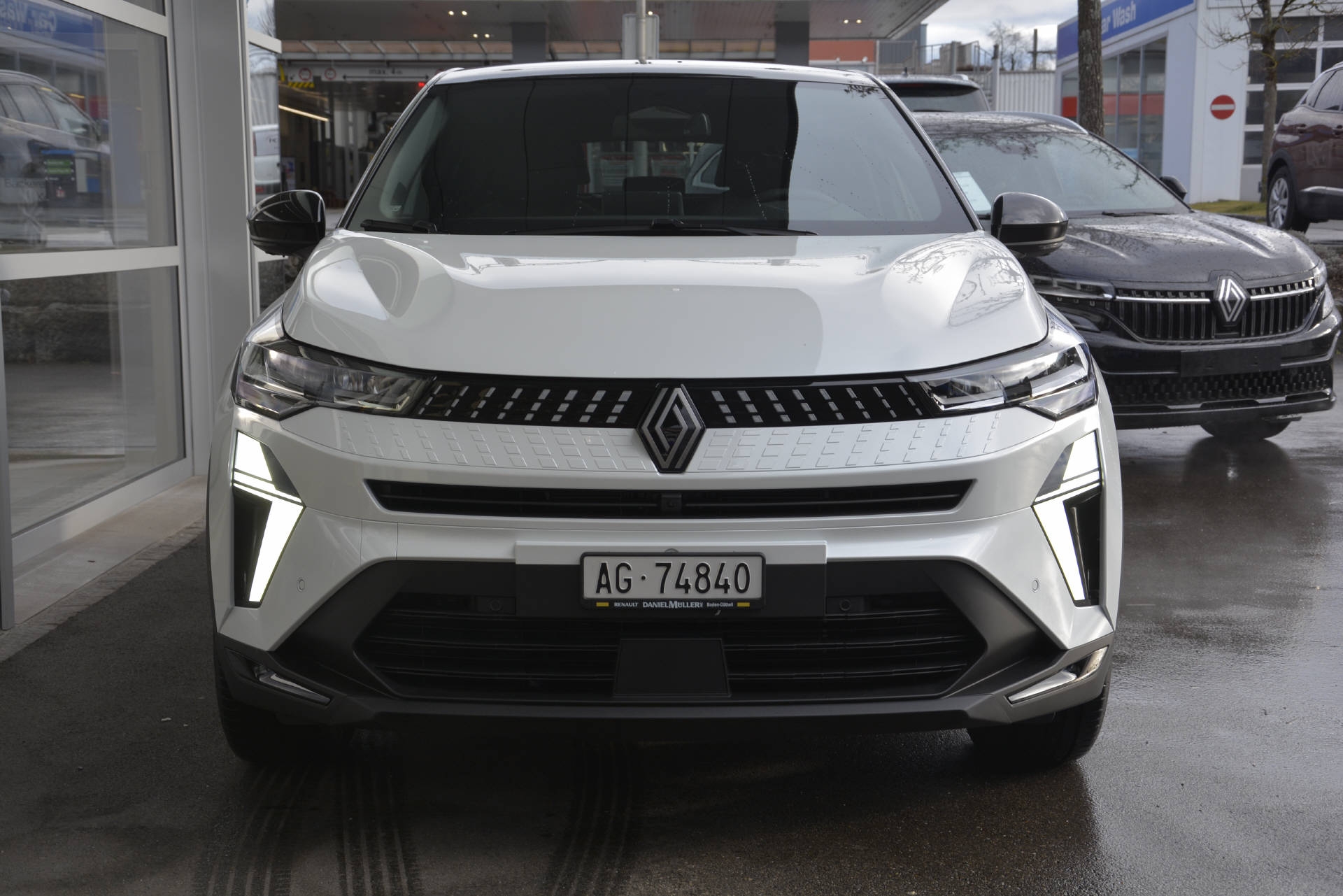 RENAULT Captur E-Tech full Hybrid techno 160-image-1