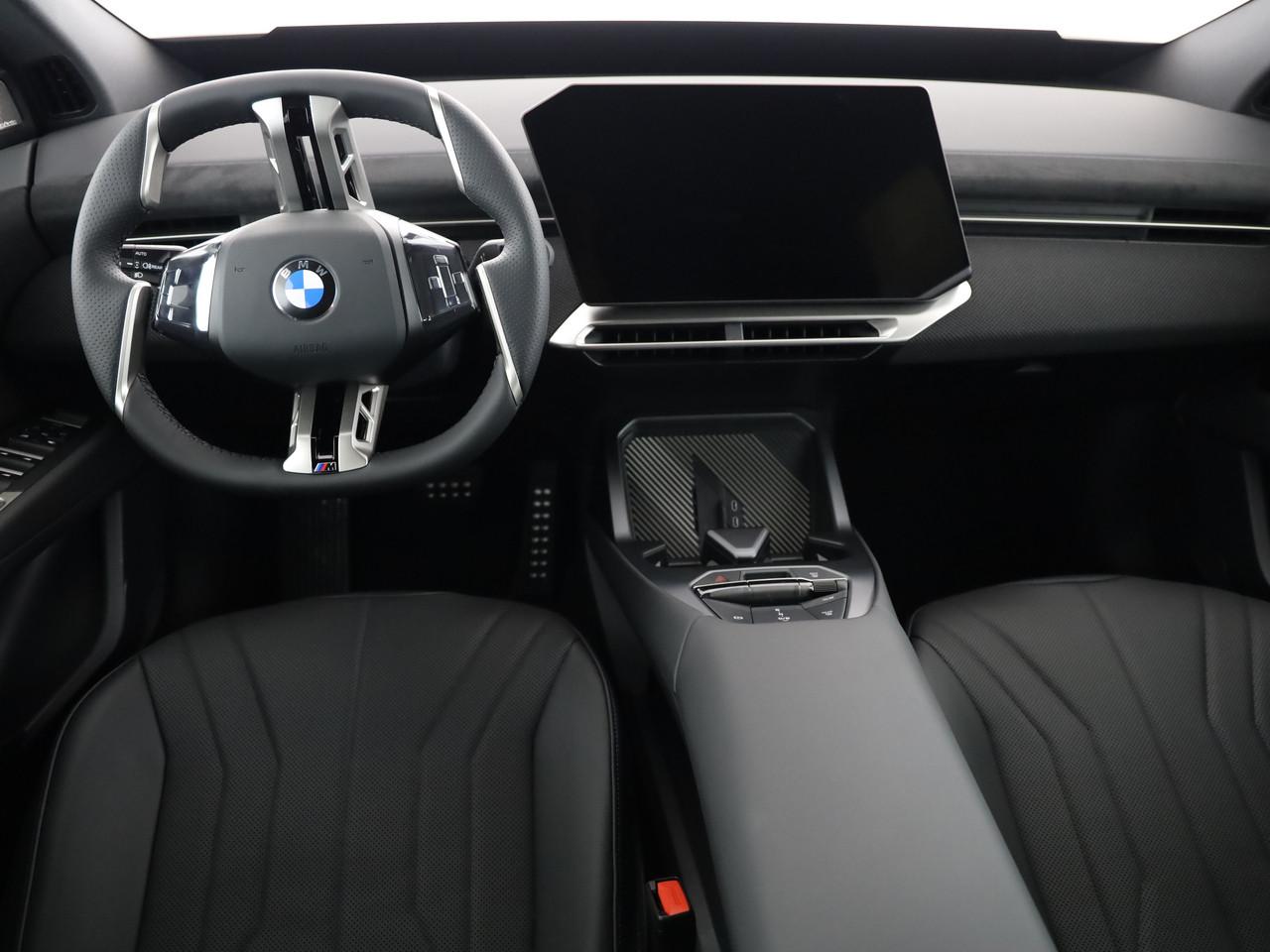 BMW iX3 50 xDrive-image-5