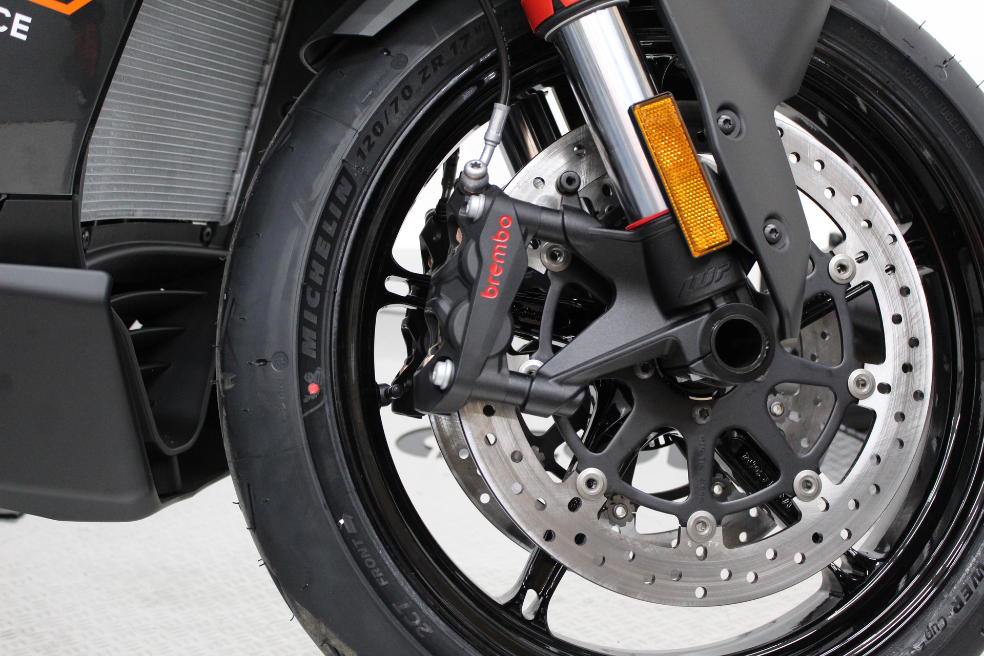 KTM 990 RC R-image-8