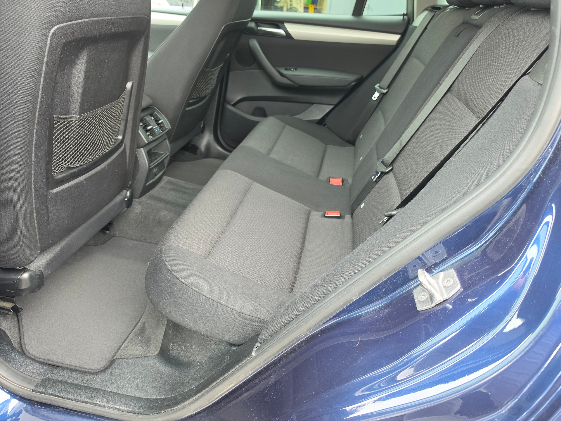 BMW X3 xDrive 28i-image-8