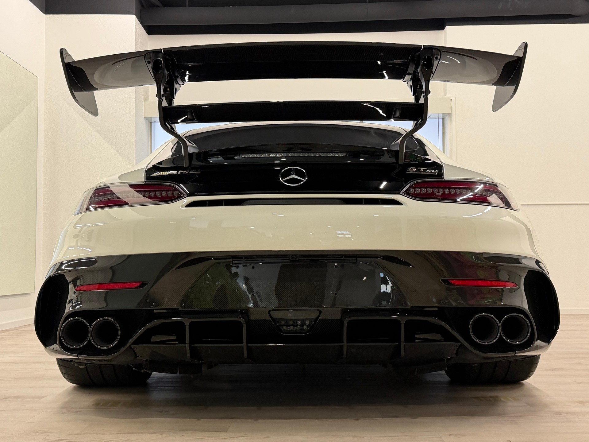 MERCEDES-BENZ AMG GT BLACK SERIES-image-11