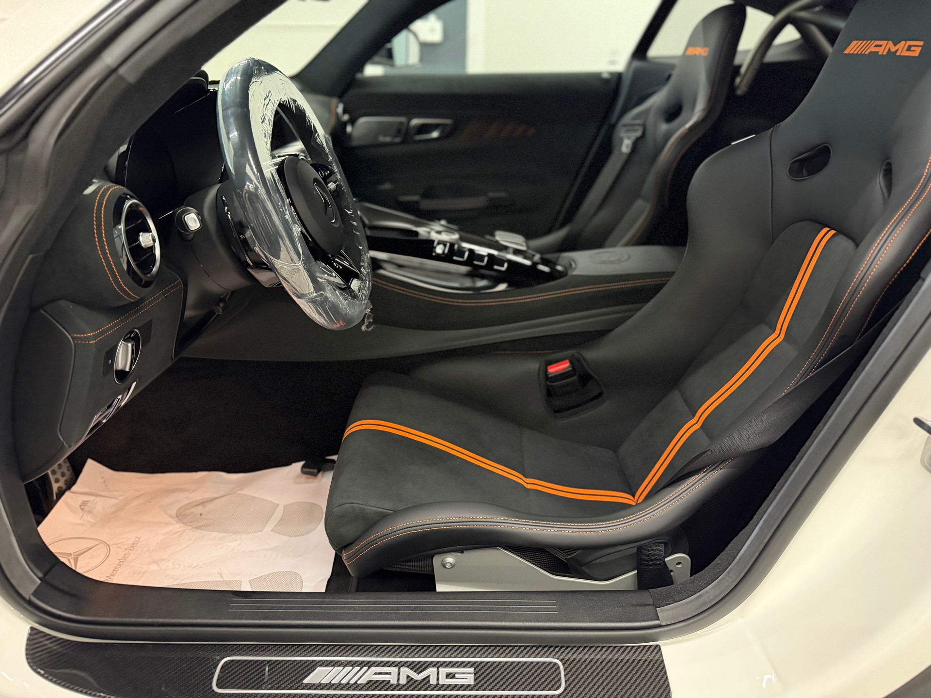 MERCEDES-BENZ AMG GT BLACK SERIES-image-24