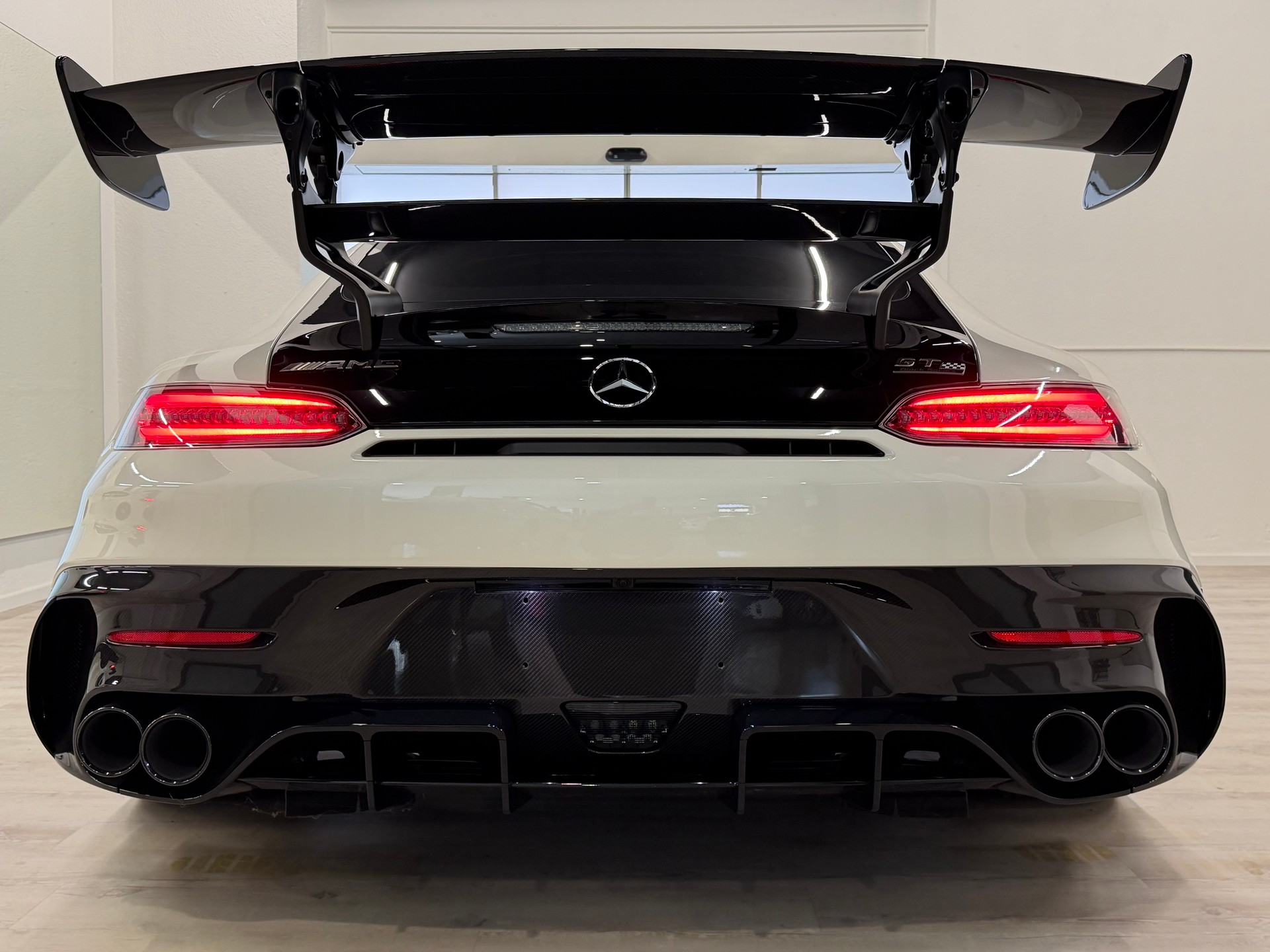 MERCEDES-BENZ AMG GT BLACK SERIES-image-9