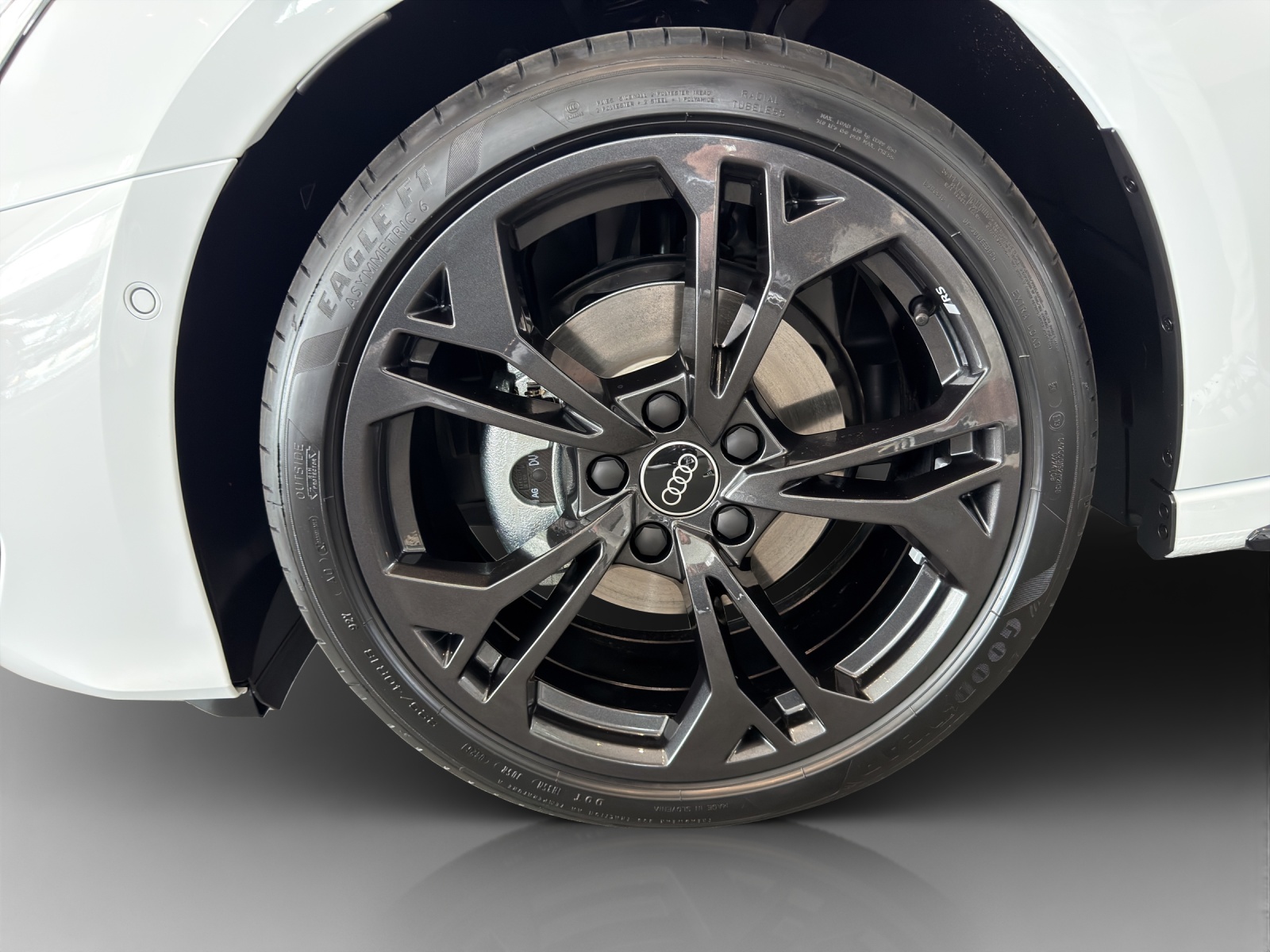 AUDI A3 Sportback TFSI 110 kW S line S tronic-image-15