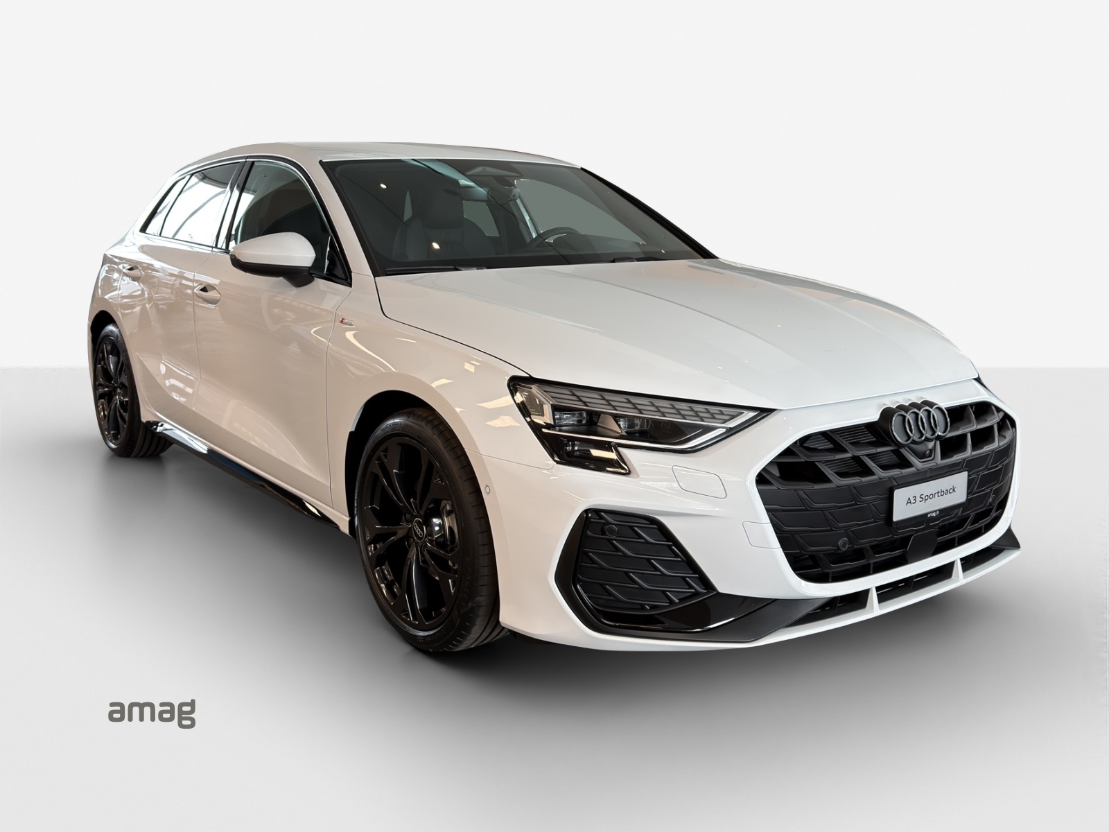 AUDI A3 Sportback TFSI 110 kW S line S tronic-image-5