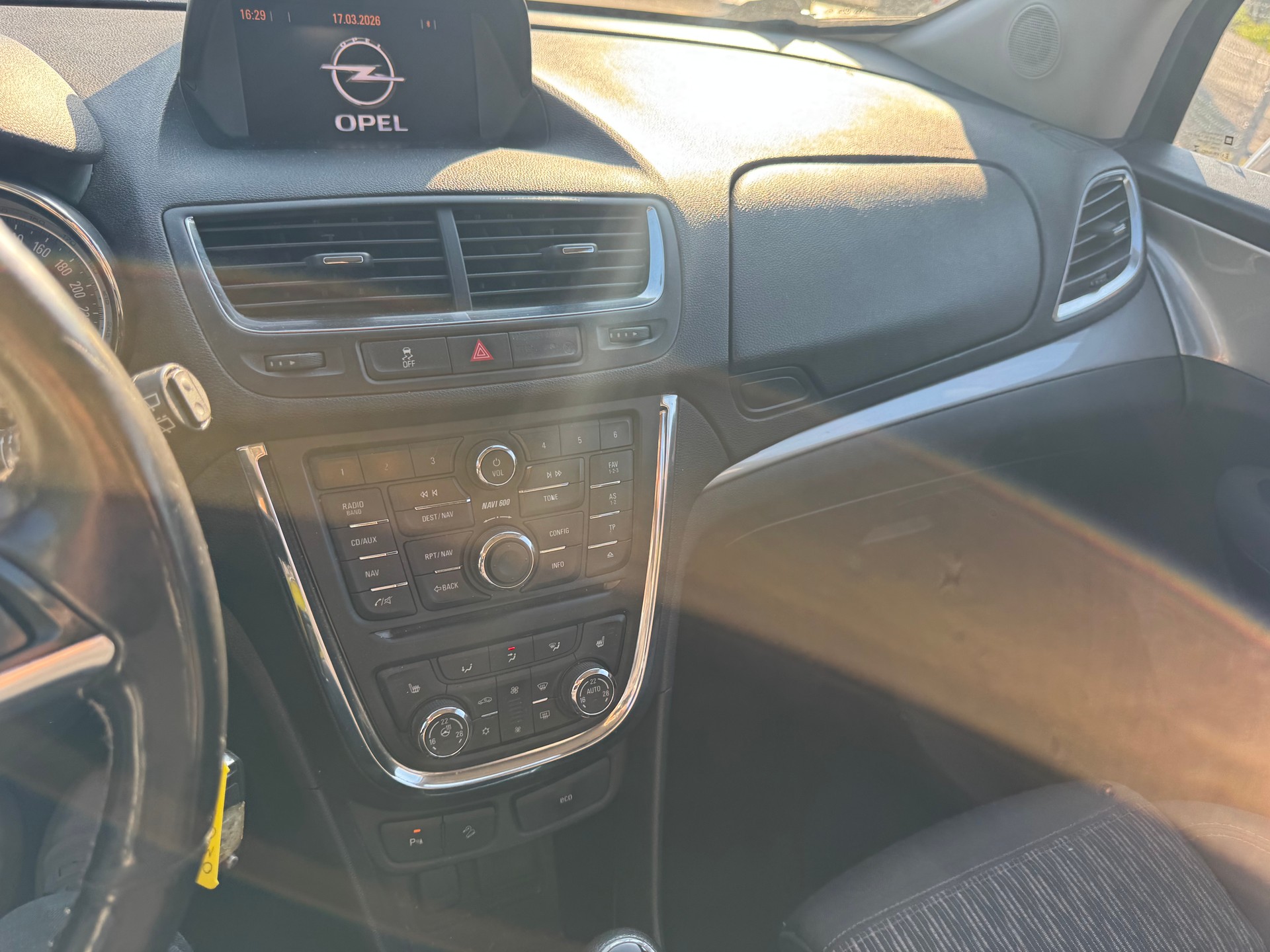 OPEL Mokka 1.7 CDTi Enjoy 4WD-image-9