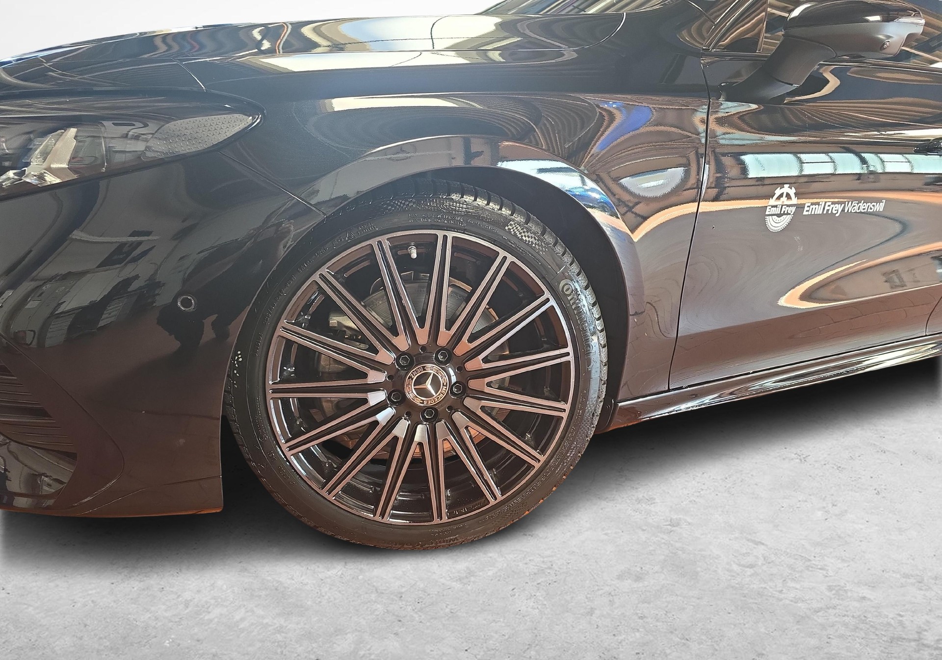 MERCEDES-BENZ CLA 220 4MATIC AMG Line-image-10