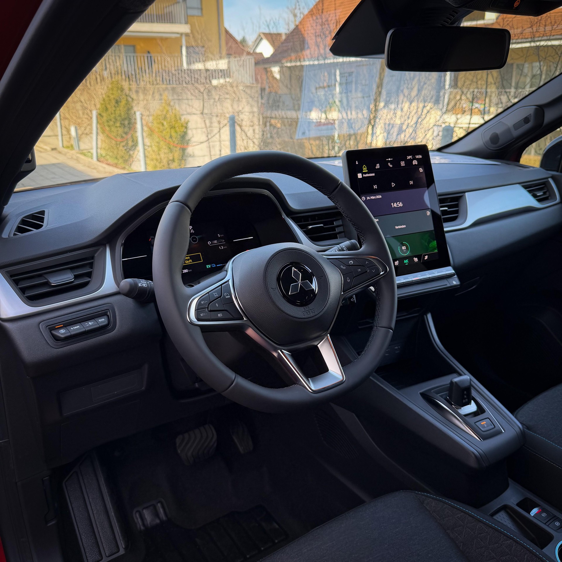 MITSUBISHI ASX 1.8 HEV Sport-showroom-element-3