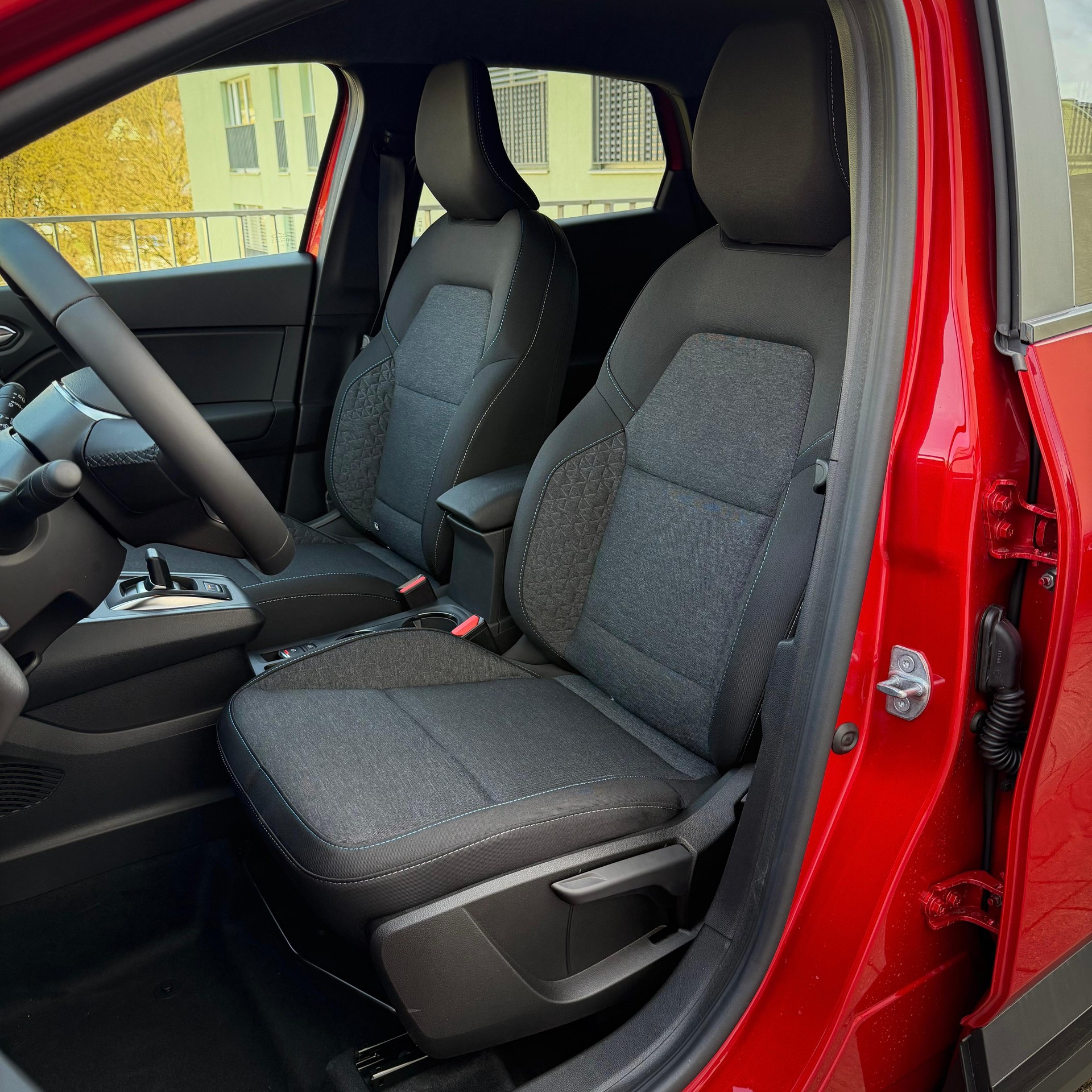 MITSUBISHI ASX 1.8 HEV Sport-image-9