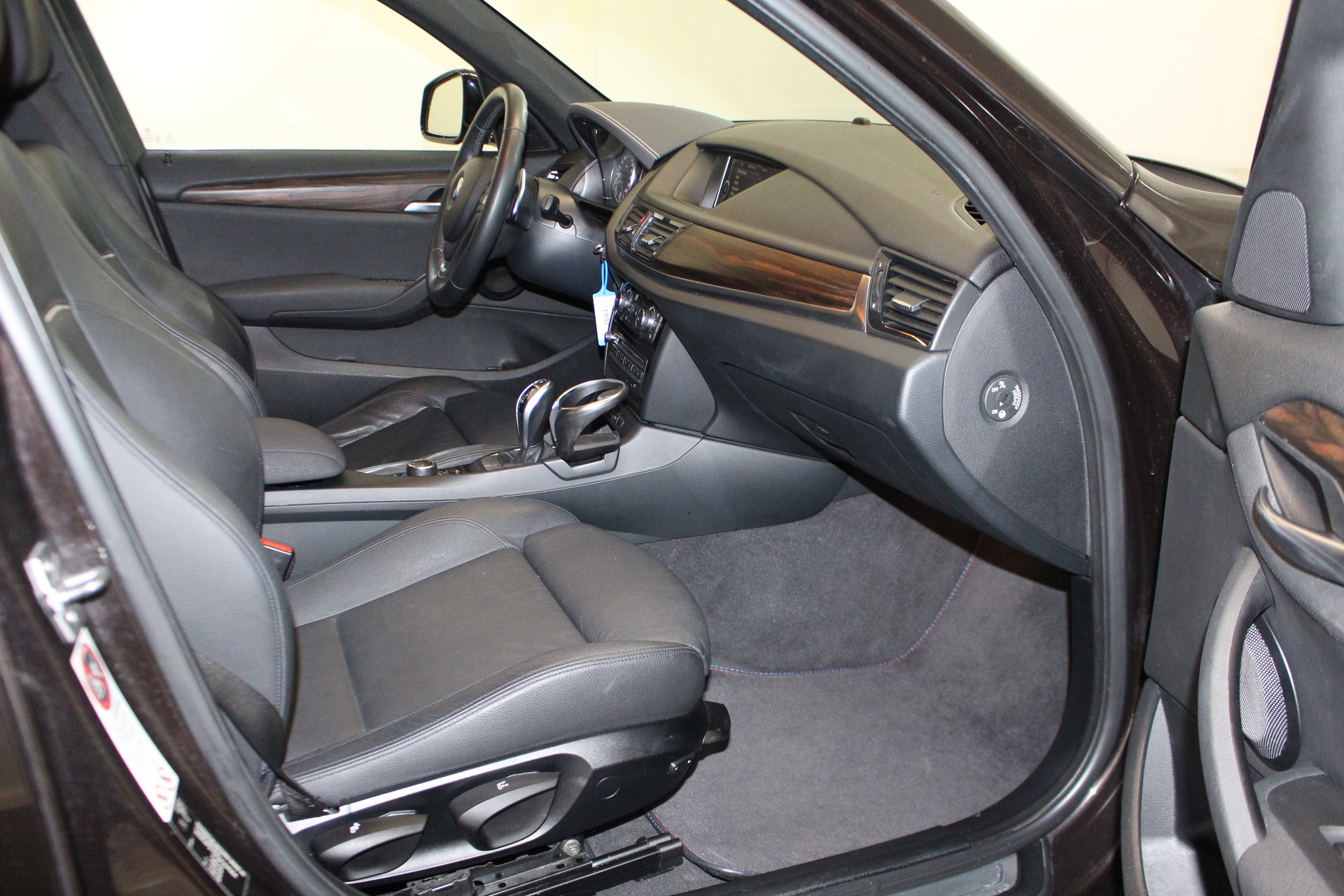 BMW X1 20d xDrive-image-10