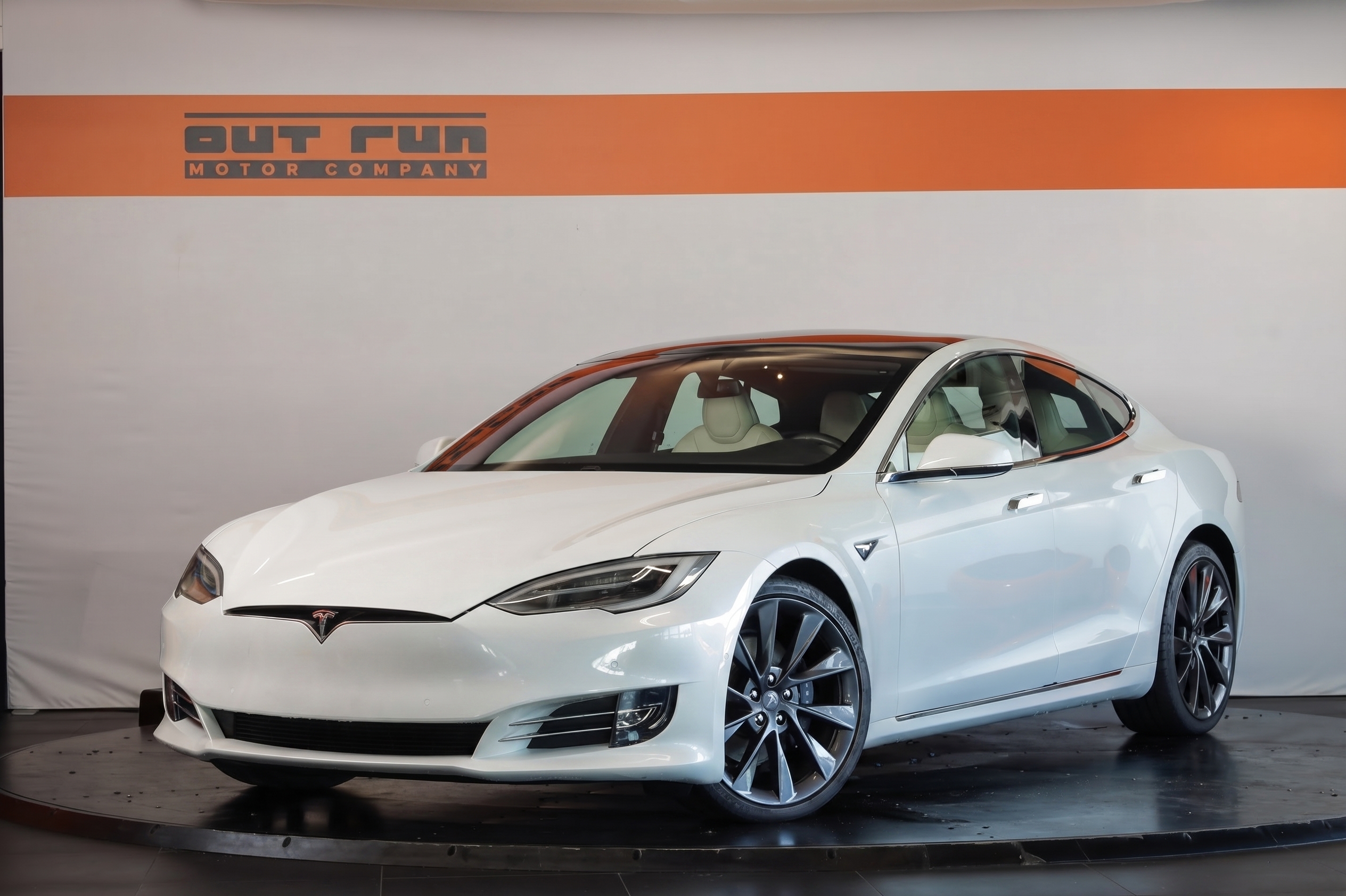 Tesla Model S Long Range