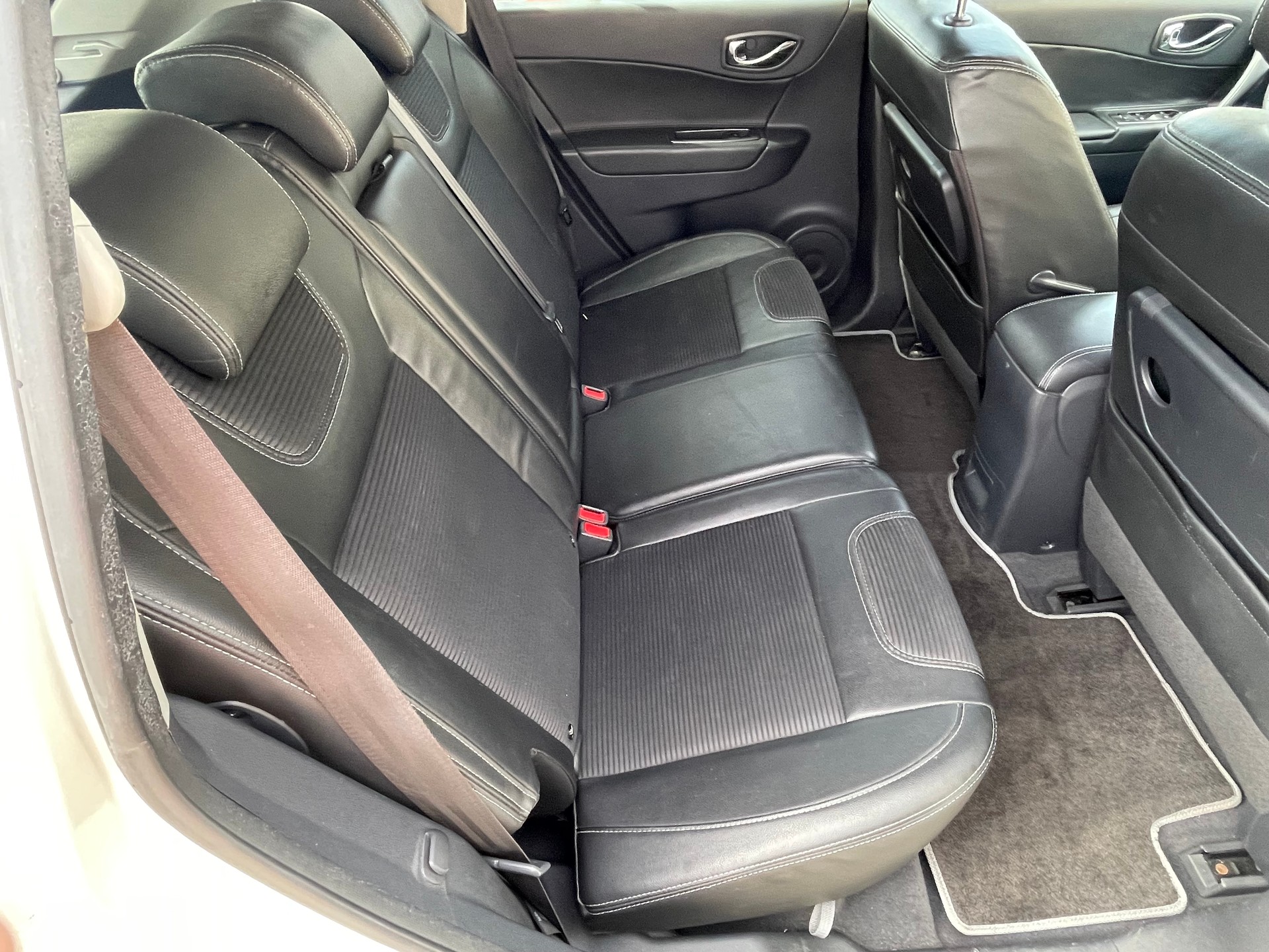 RENAULT Koleos 2.5 Bose 4x4 CVT-image-5