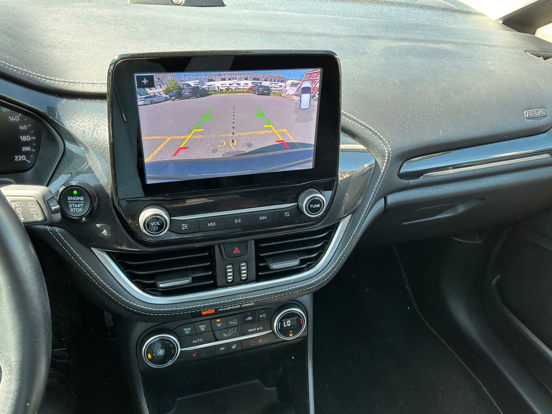 FORD Fiesta 1.0 SCTi Vignale Automat Top Fahrzeug-image-12