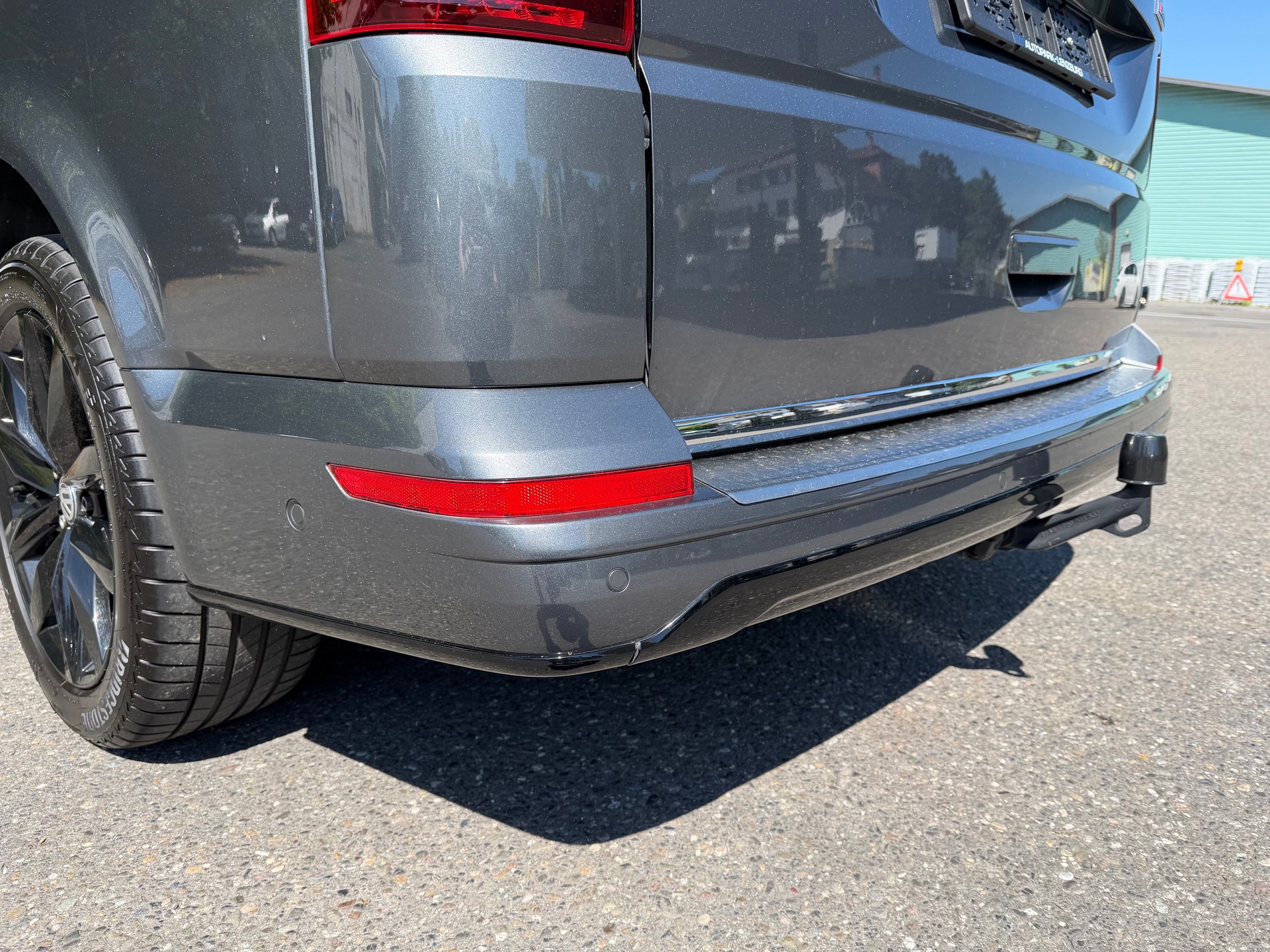 VW T6.1 Multivan 2.0 Bi-TDI Generation Six 4Motion DSG-showroom-element-3