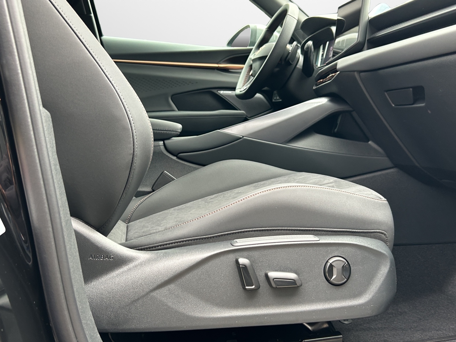 CUPRA Terramar 2.0 TSI DSG Prime Edition VZ 4Drive-image-7