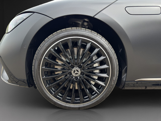 MERCEDES-BENZ EQE 500 4 Matic Exe. Ed.-image-6