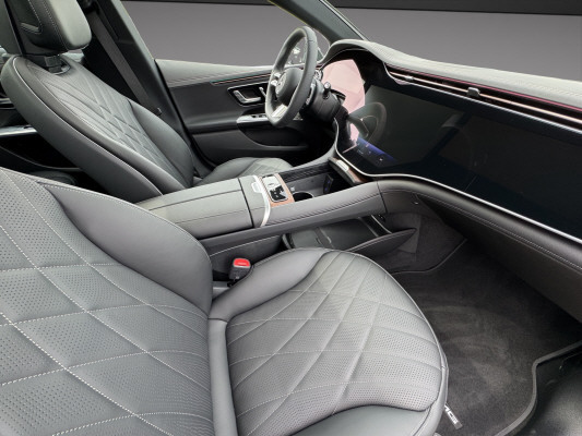 MERCEDES-BENZ EQE 500 4 Matic Exe. Ed.-image-11