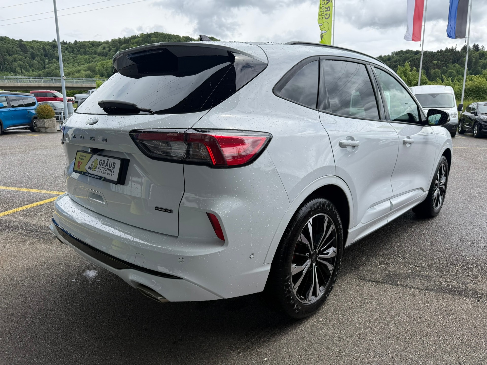 FORD Kuga 2.5 FHEV ST-Line X 4WD-image-5