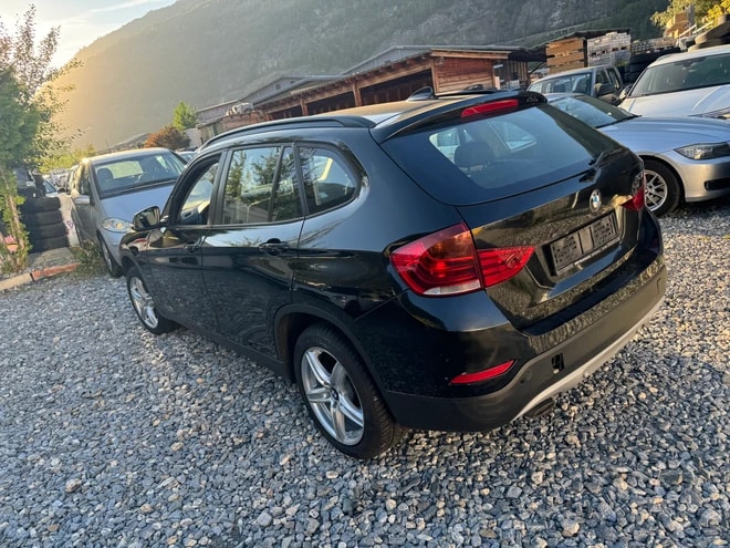 BMW X1 xDrive 18d xLine Steptronic-image-9