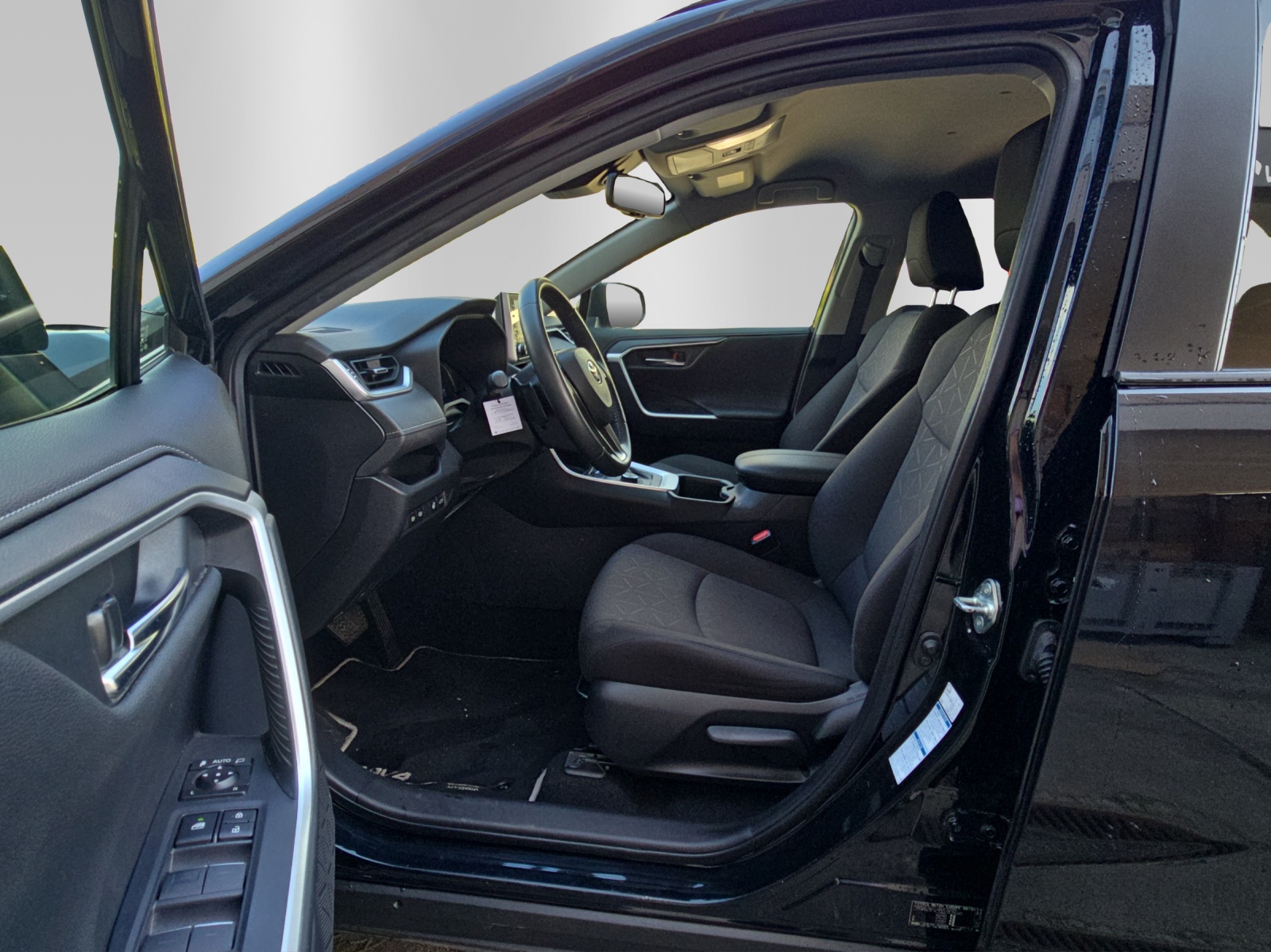 TOYOTA RAV4 2.5 HEV Trend-image-8