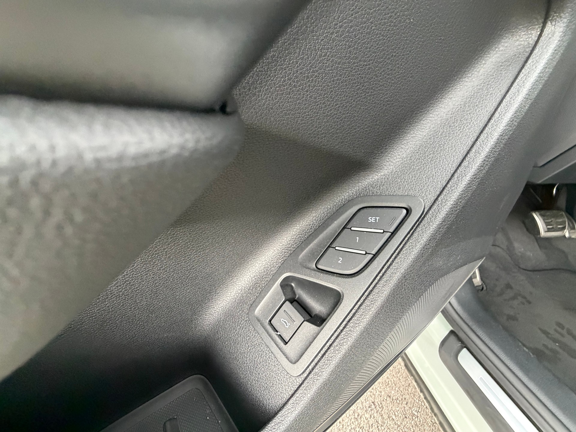 AUDI Q3 Sportback 35 TFSI S line Attraction S-tronic-image-13