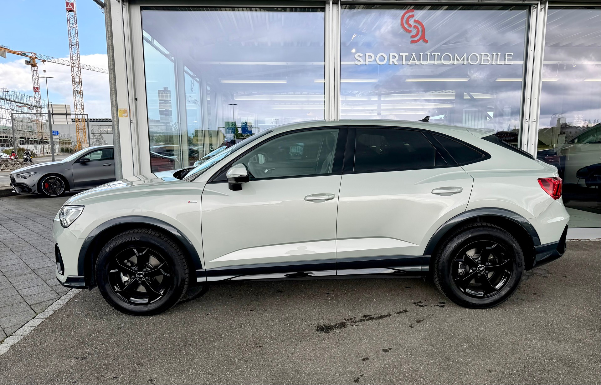 AUDI Q3 Sportback 35 TFSI S line Attraction S-tronic-image-7