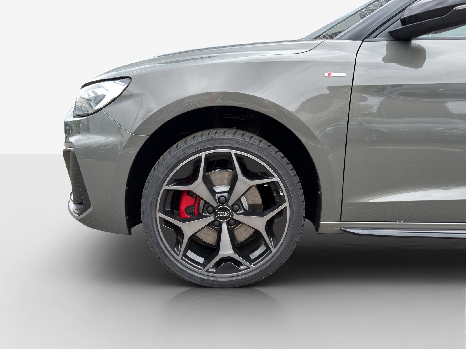 AUDI A1 Sportback 40 TFSI S Line S-tronic-image-13